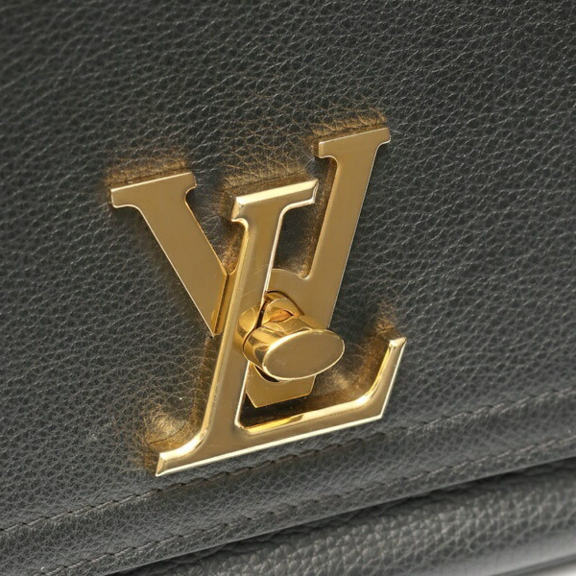 Louis Vuitton Louis Vuitton Lockme East West Chain Shoulder Bag M22303 Leather Black Size ONE SIZE - 6 Thumbnail