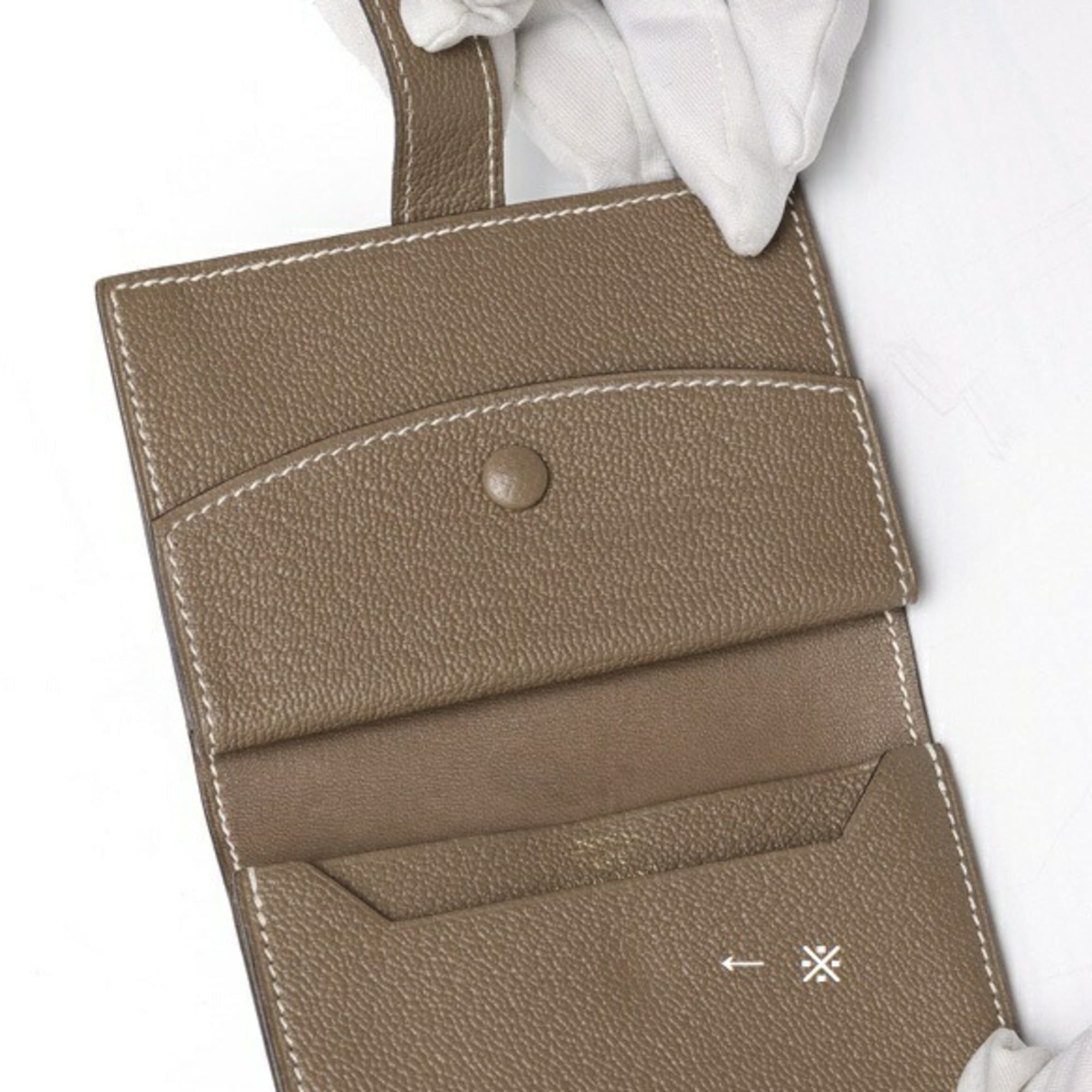 Hermes Hermes Bearn Mini Card Case, Chevre Leather, Mysore, Etoupe Size ONE SIZE - 5 Thumbnail
