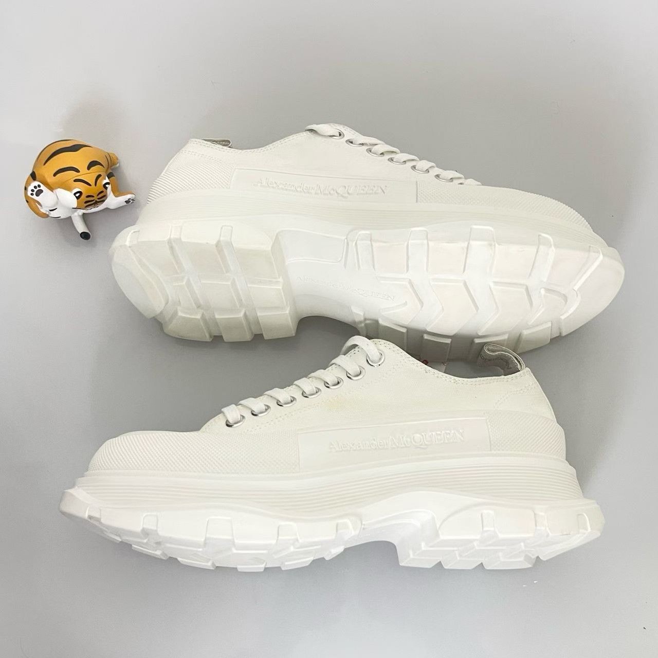 Alexander McQueen Alexander McQueen White Martin Boots Size US 7 / EU 40 - 5 Thumbnail