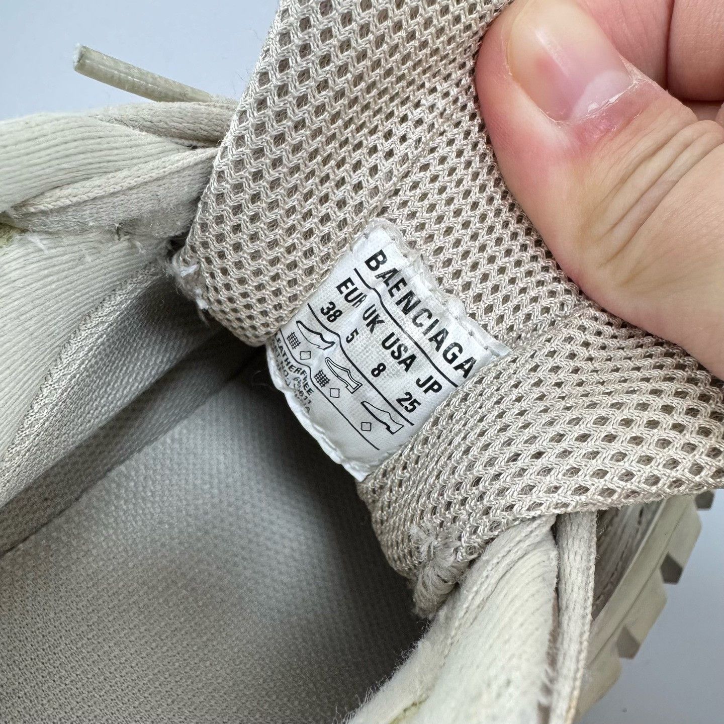 Balenciaga Balenciaga Sand Tyre Shoes Size US 7 / IT 37 - 6 Thumbnail