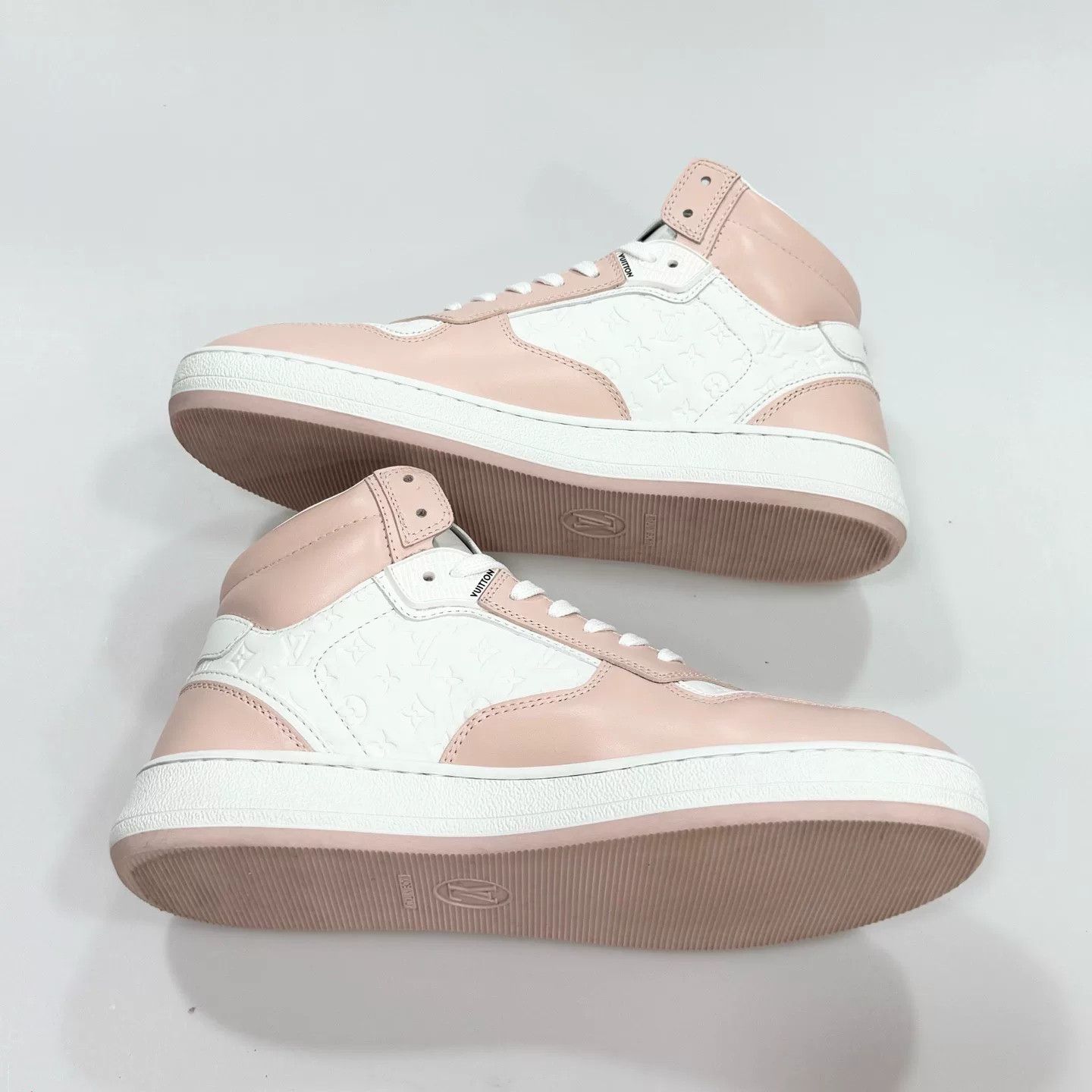 Louis Vuitton Louis Vuitton White Pink Embossed Sneakers Size US 7 / IT 37 - 4 Thumbnail
