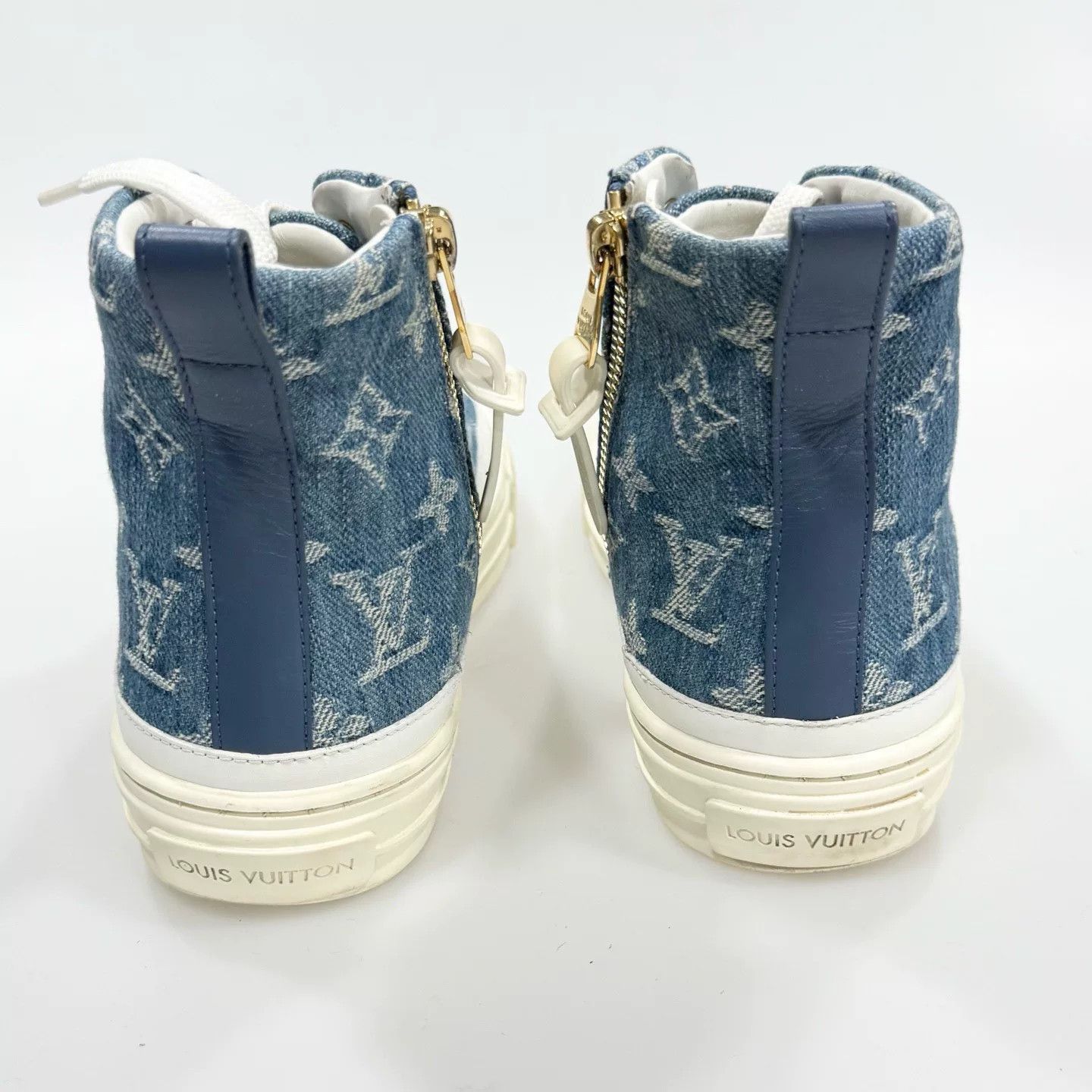 Louis Vuitton LV Denim All-Over Print Sneakers Size US 4 / IT 34 - 3 Thumbnail