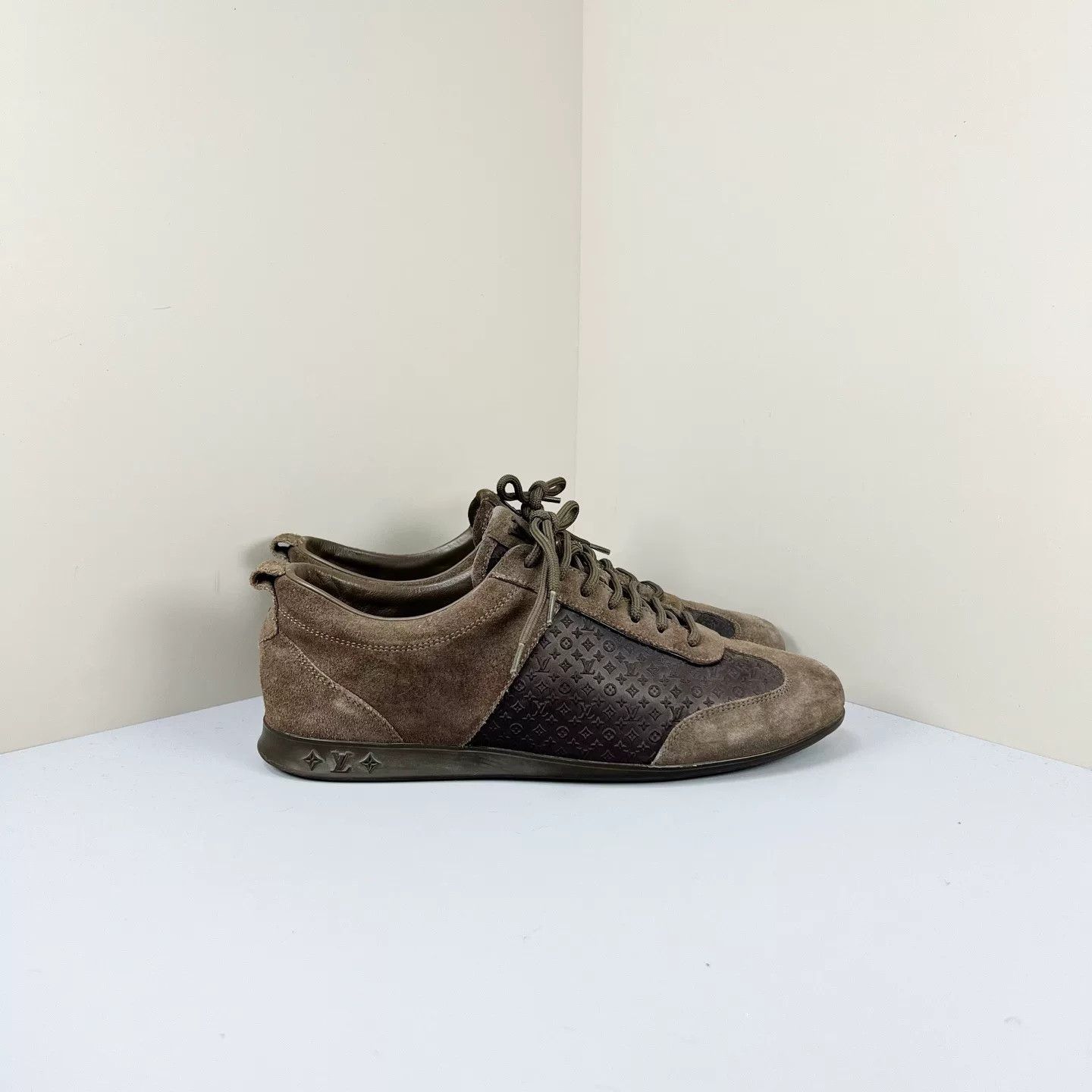 Louis Vuitton Louis Vuitton Monogram German Training Sneakers Size US 6 / IT 36 - 5 Thumbnail