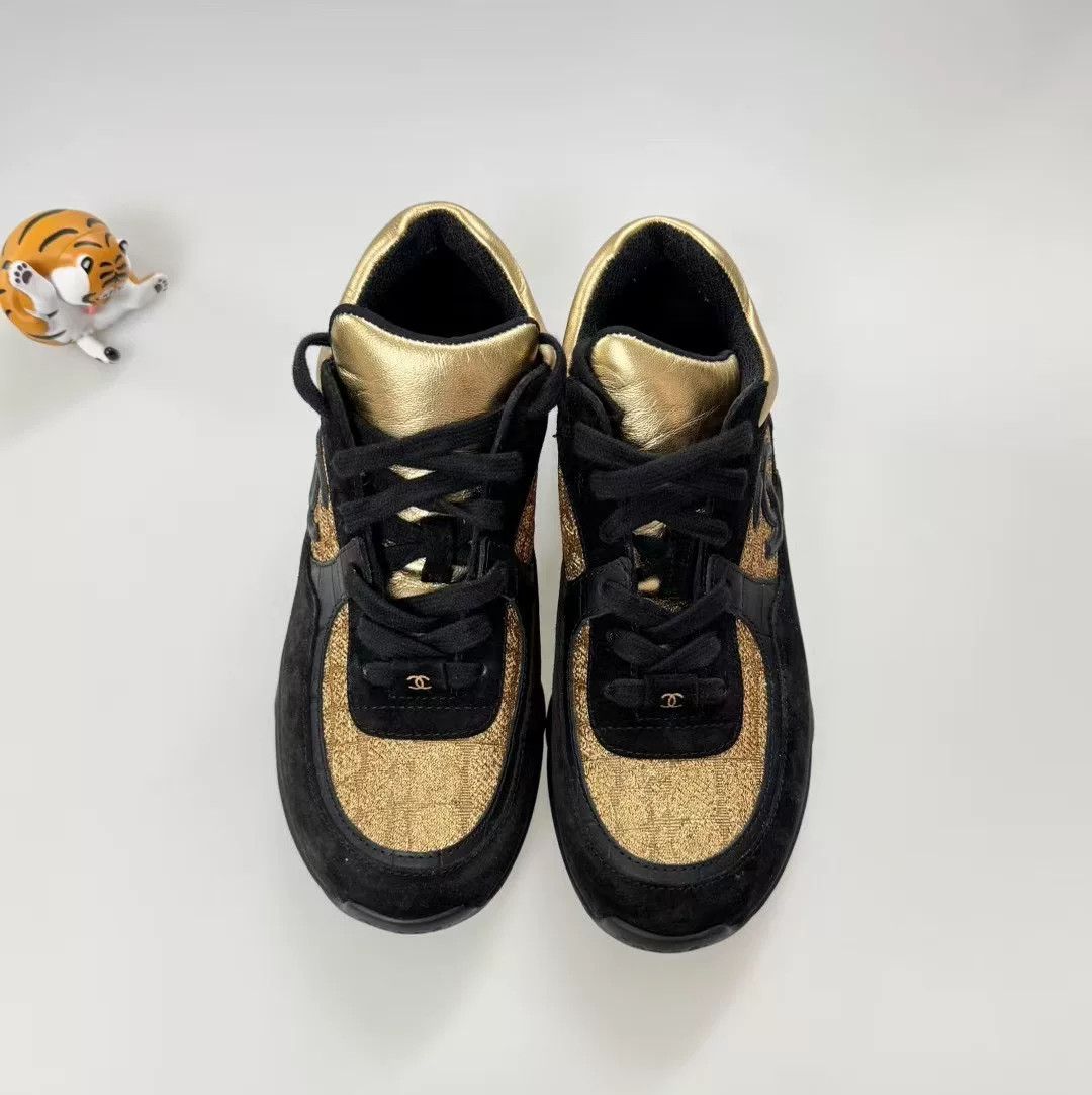 Chanel Chanel Black Gold Logo Sneakers Size US 6 / IT 36 - 5 Thumbnail