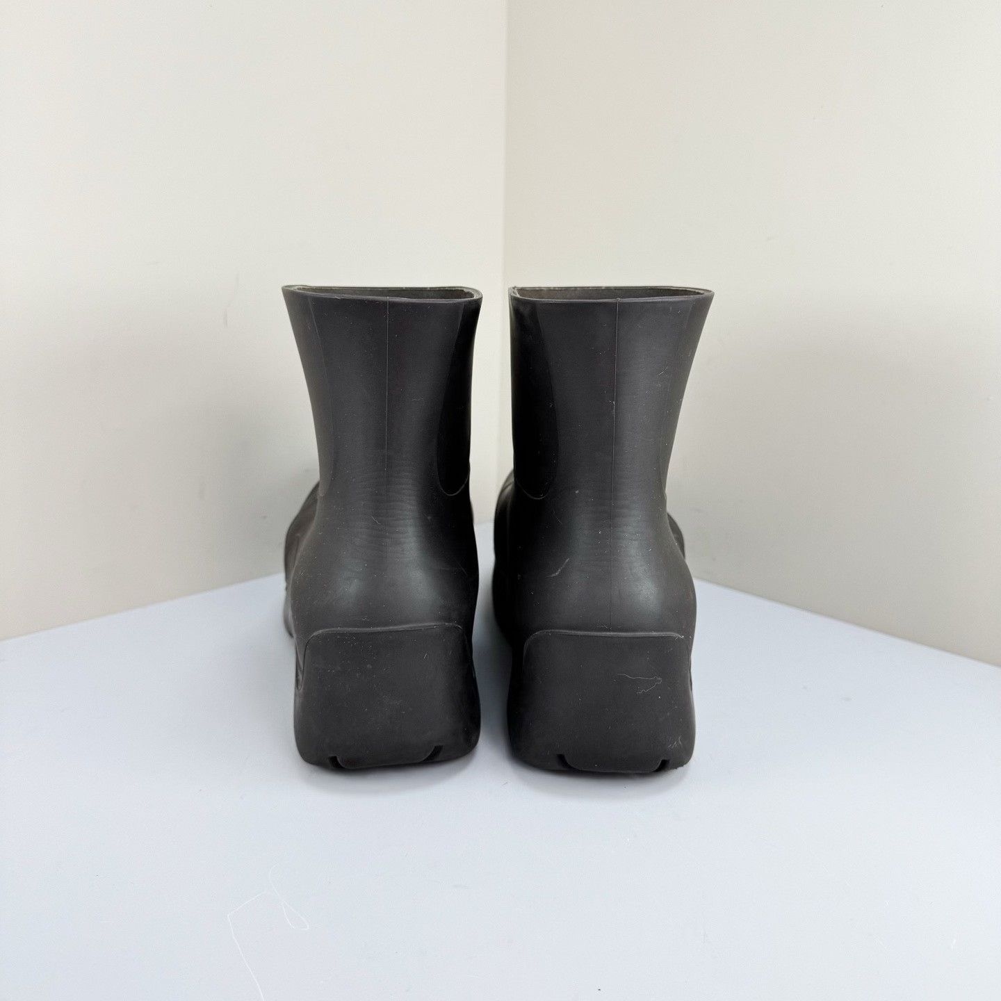 Bottega Veneta Bottega Veneta Brown Rubber Rain Boots Size US 8 / EU 41 - 3 Thumbnail