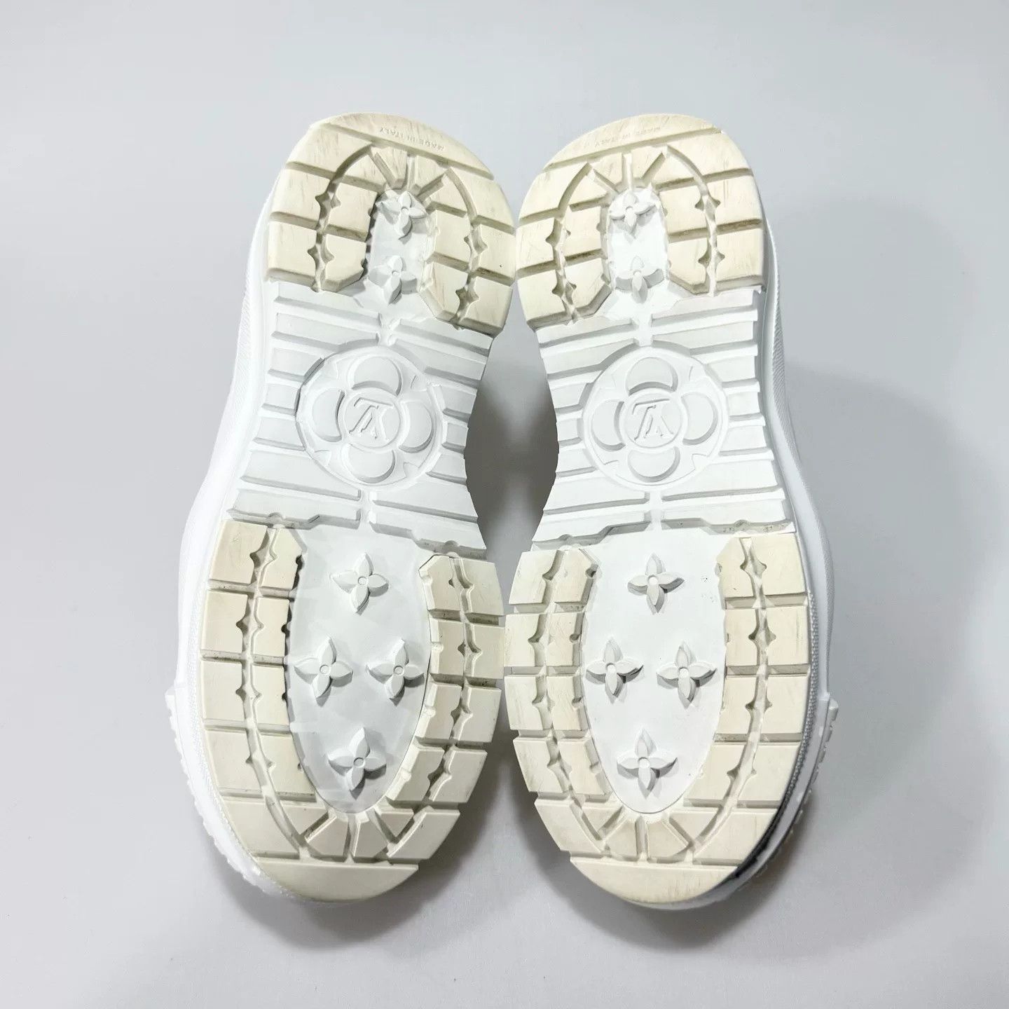 Louis Vuitton LV Squad Letter Logo Platform Cookie Shoes Size US 4 / IT 34 - 6 Thumbnail