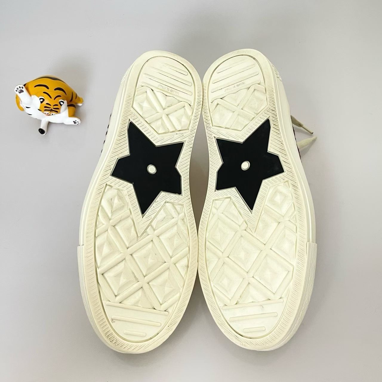 Dior Dior Slogan Sneakers Size US 6 / IT 36 - 6 Thumbnail