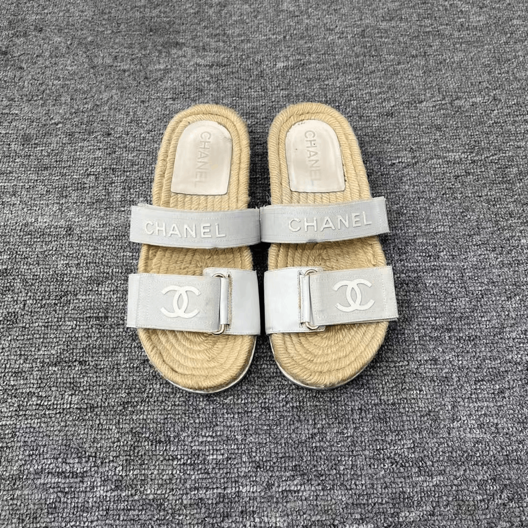 Chanel Chanel Double C Logo Velcro Straw Sandals Size US 5 / IT 35 - 2 Thumbnail