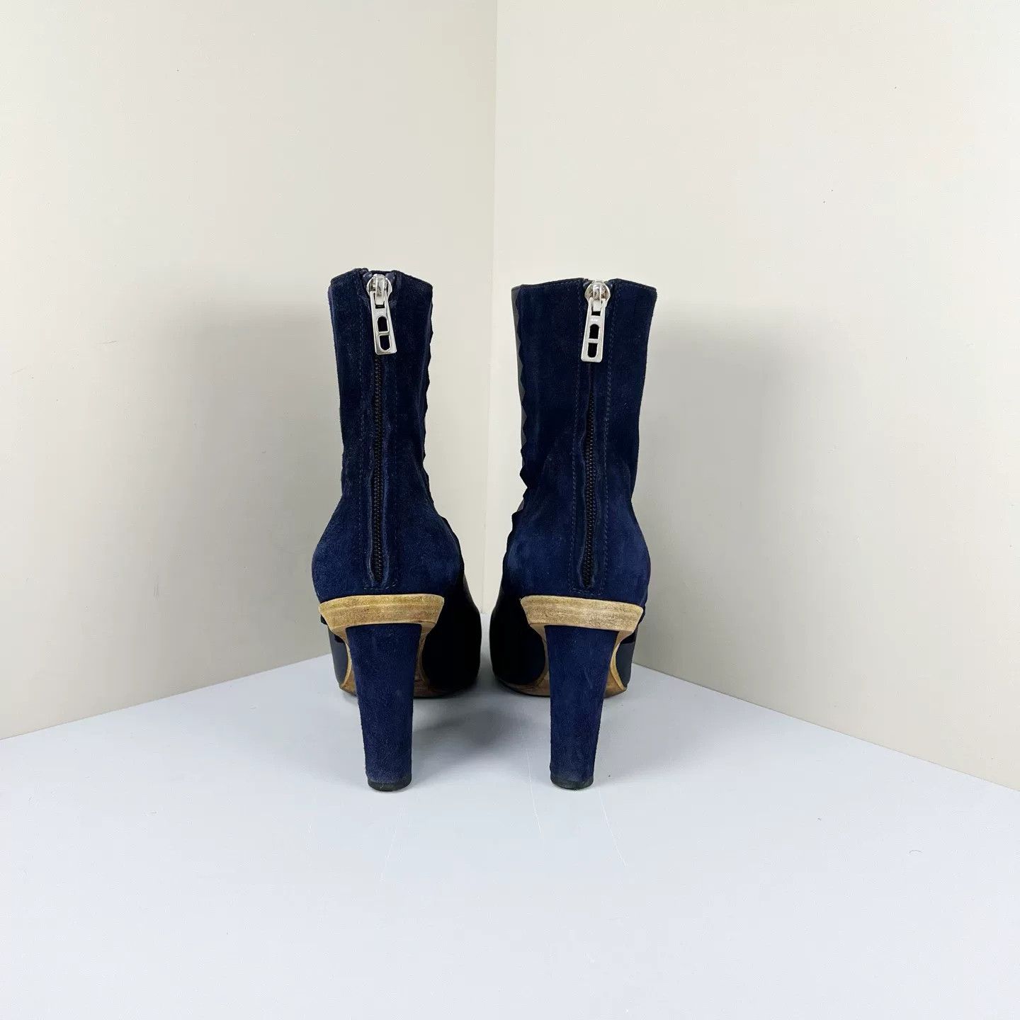 Hermes Hermes Dark Blue Sheepskin Ankle Boots Size US 5 / IT 35 - 3 Thumbnail