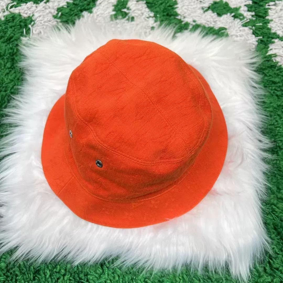 Louis Vuitton Louis Vuitton Reversible Monogram Bucket Hat Size ONE SIZE - 2 Thumbnail