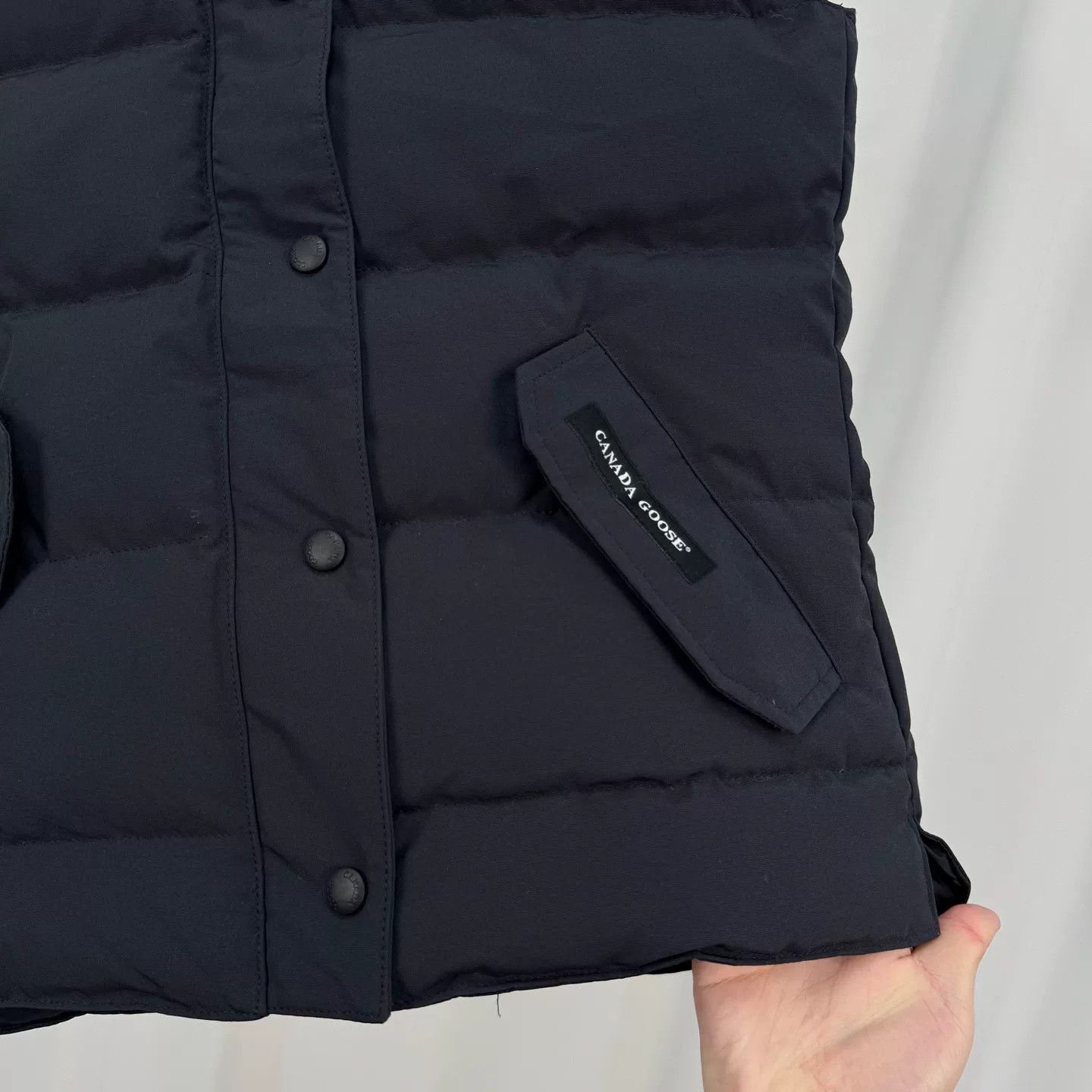 Canada Goose Canada Goose Embroidered Logo Down Vest Size US S / EU 44-46 / 1 - 4 Thumbnail