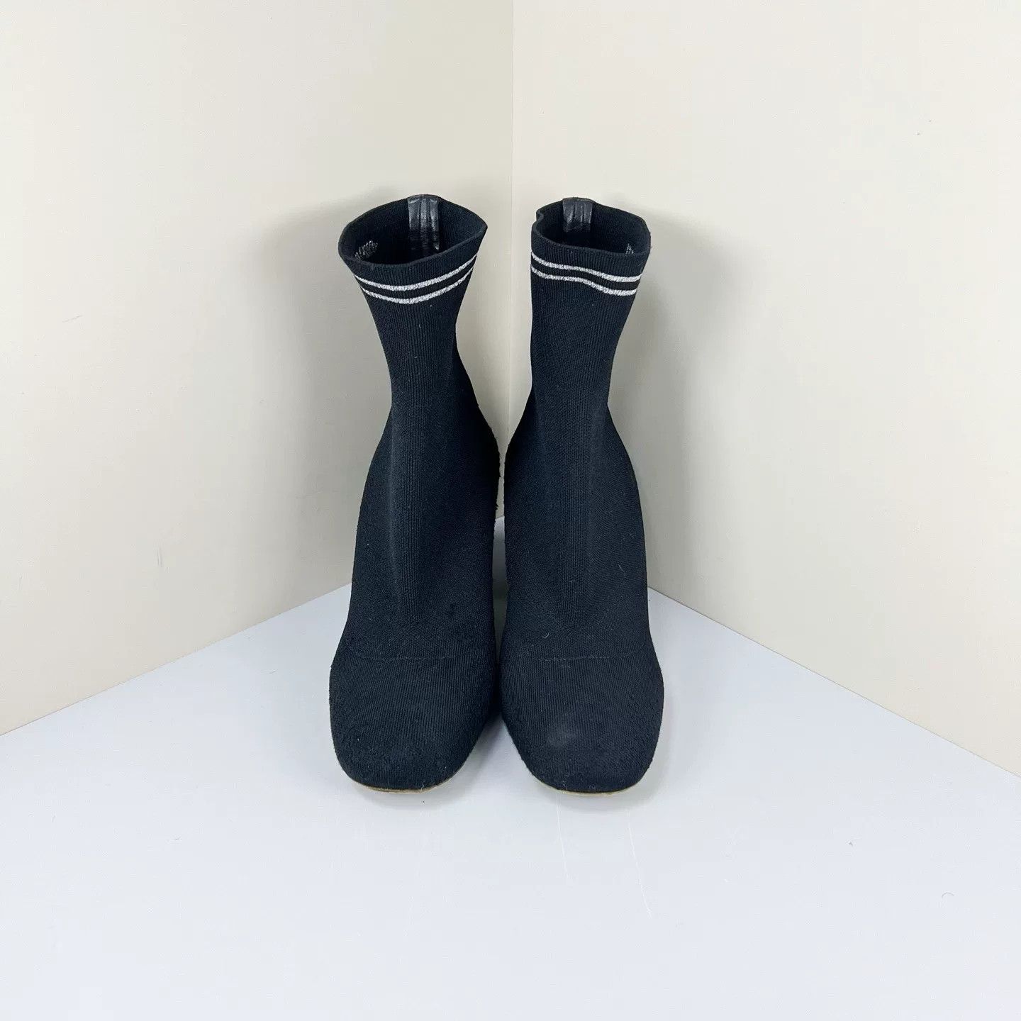 Miu Miu Miu Miu Embroidered Letter Knit Ankle Boots Size US 7 / IT 37 - 2 Thumbnail