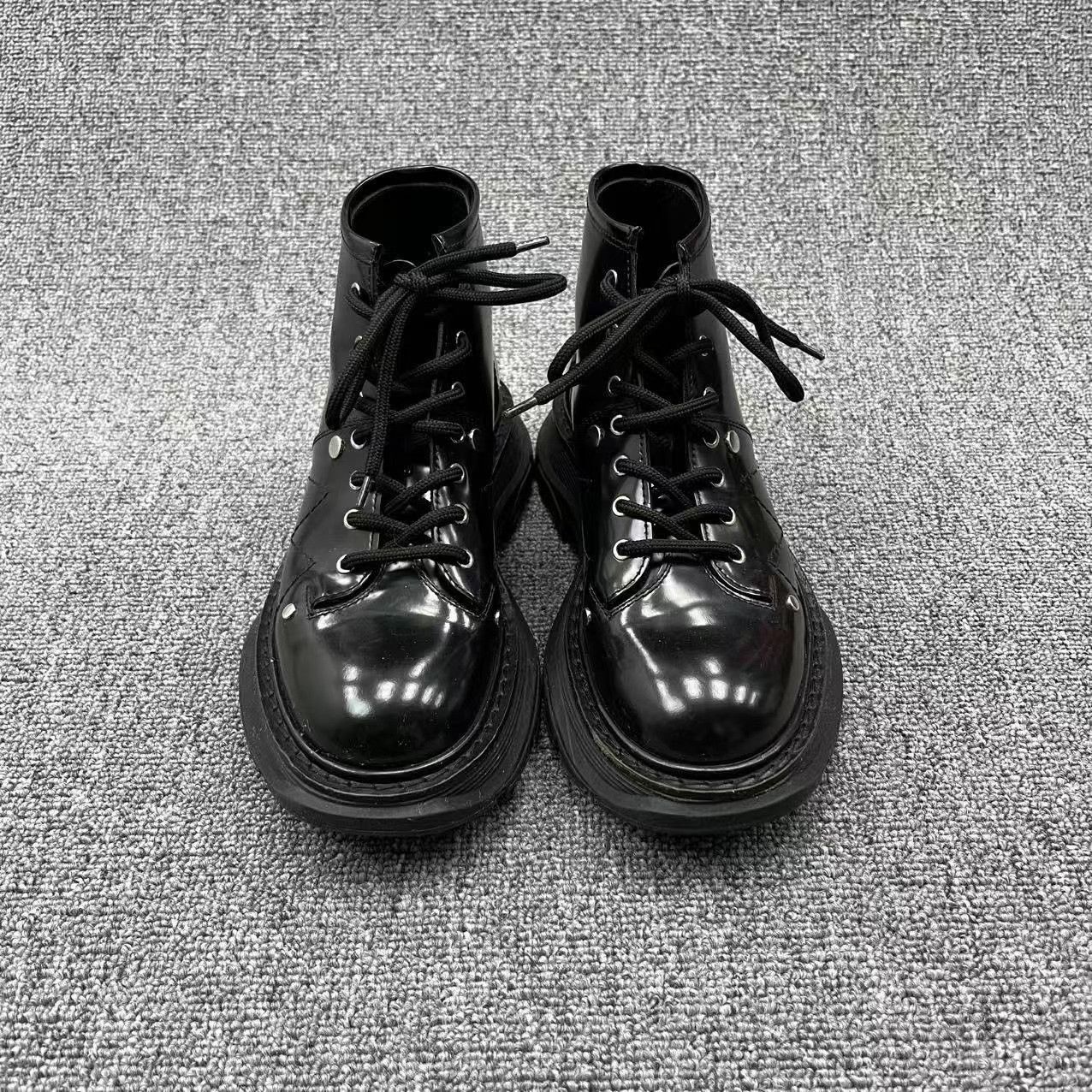 Alexander McQueen Alexander McQueen Black Patent Leather Mid-Calf Boots Size US 5 / IT 35 - 2 Thumbnail