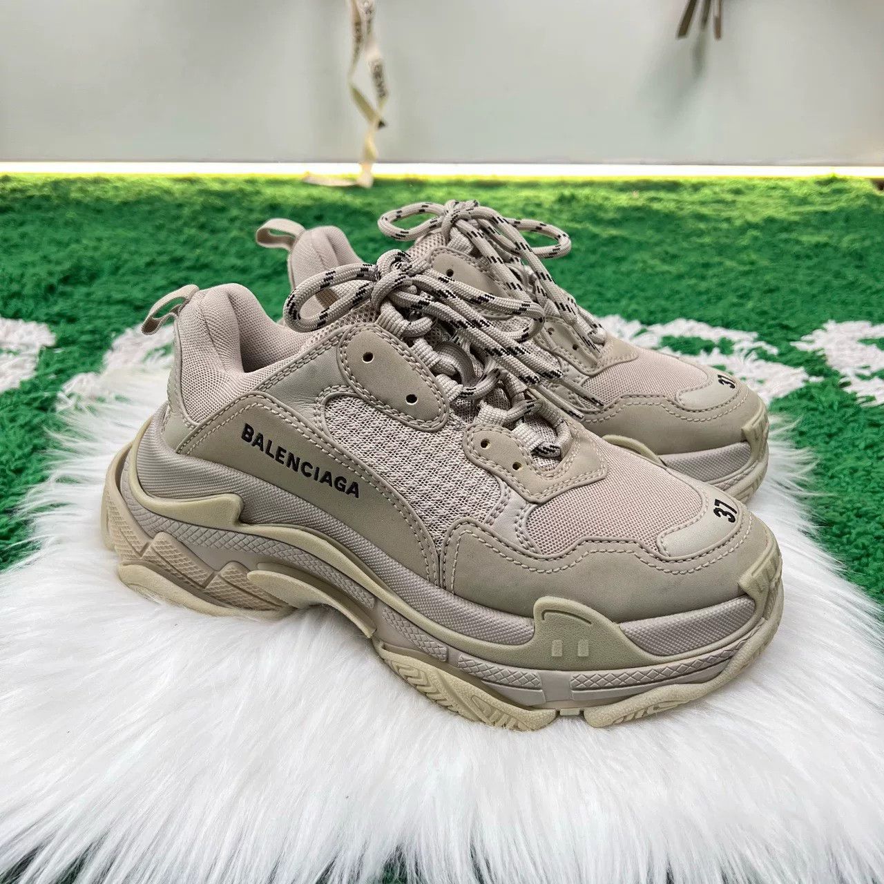 Balenciaga Balenciaga 24 New Triples Sneakers Size US 6 / IT 36 - 4 Thumbnail