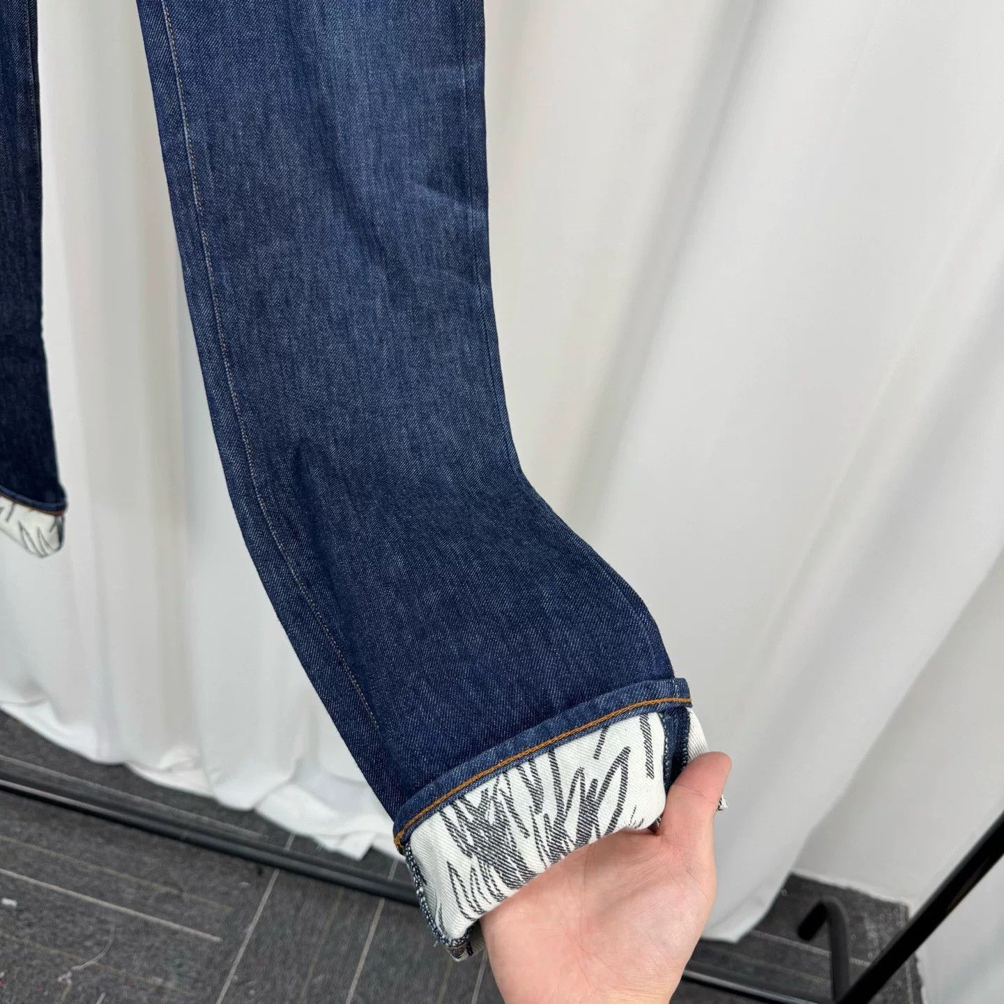 Dior Dior Painted Hem Washed Jeans Size US 31 - 4 Thumbnail
