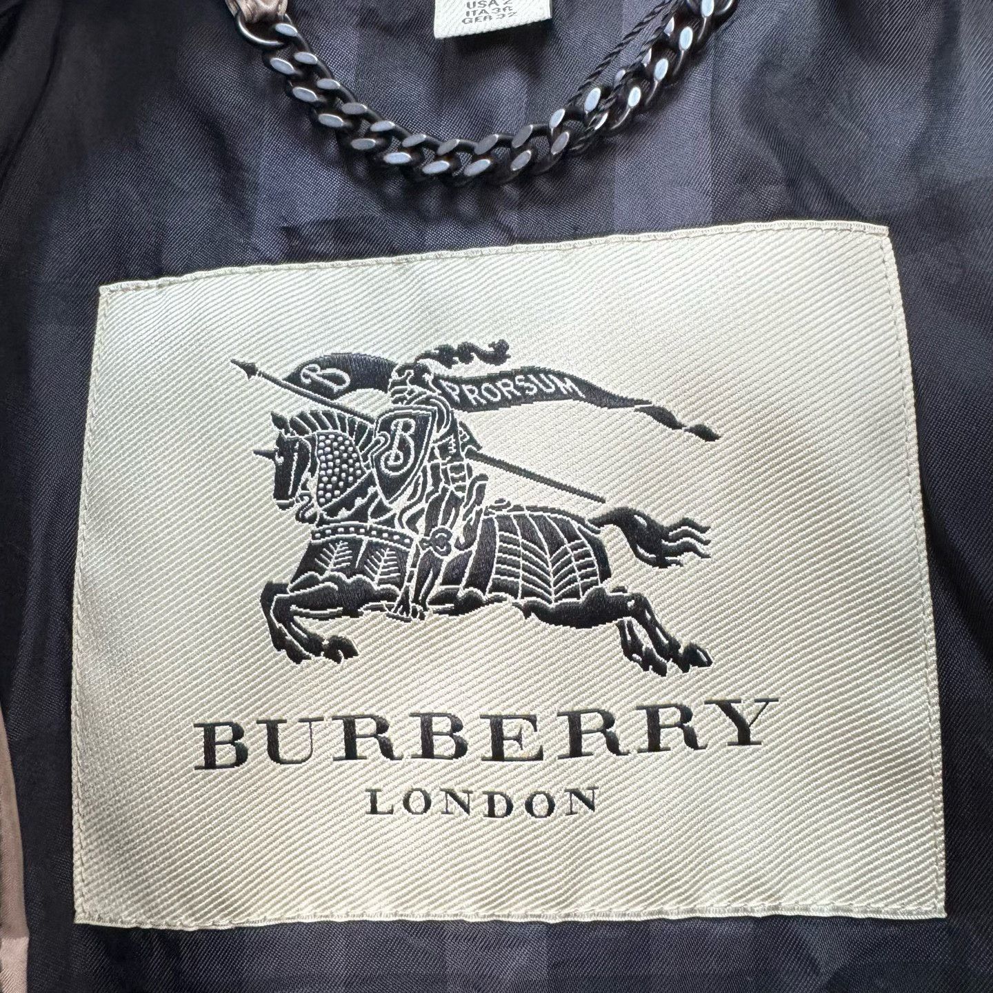 Burberry Burberry Waist-Cinched Ruffle Down Jacket Size XXS / US 00 / IT 34 - 7 Thumbnail
