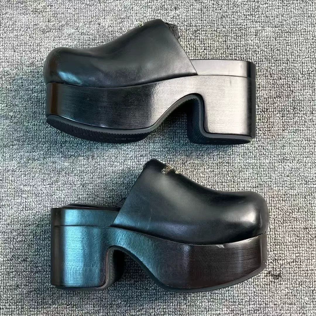 Alexander Wang Alexander Wang Black Logo Closed-Toe Slippers Size US 4 / IT 34 - 5 Thumbnail