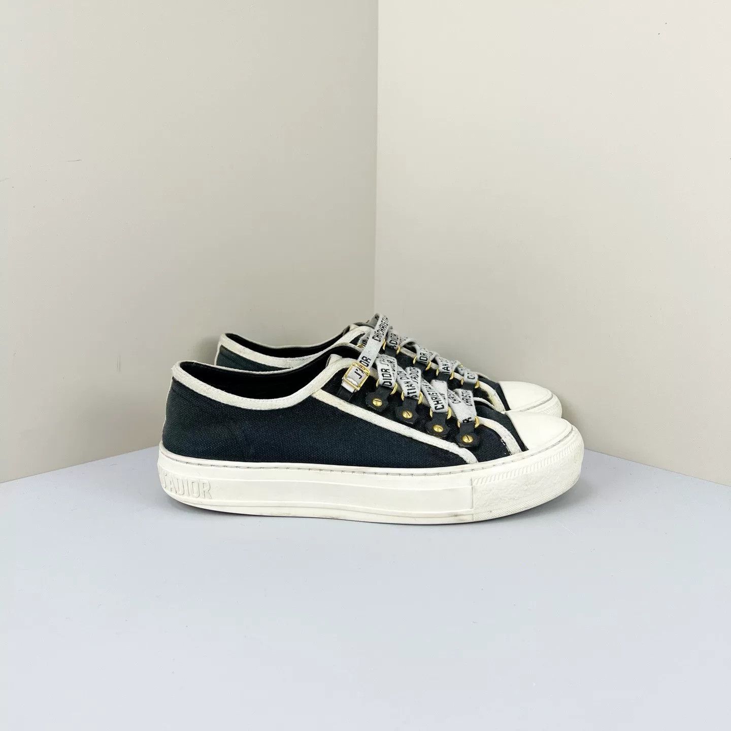 Dior Dior Embroidered Slogan Canvas Sneakers Size US 5.5 / IT 35.5 - 4 Thumbnail