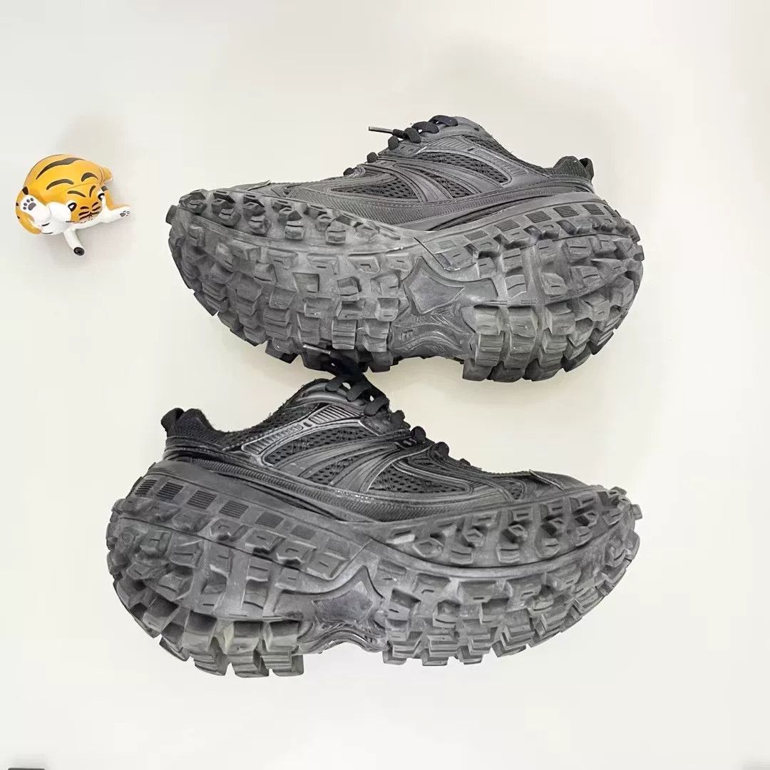 Balenciaga Balenciaga Distressed Tire Shoes Size US 5 / IT 35 - 3 Thumbnail