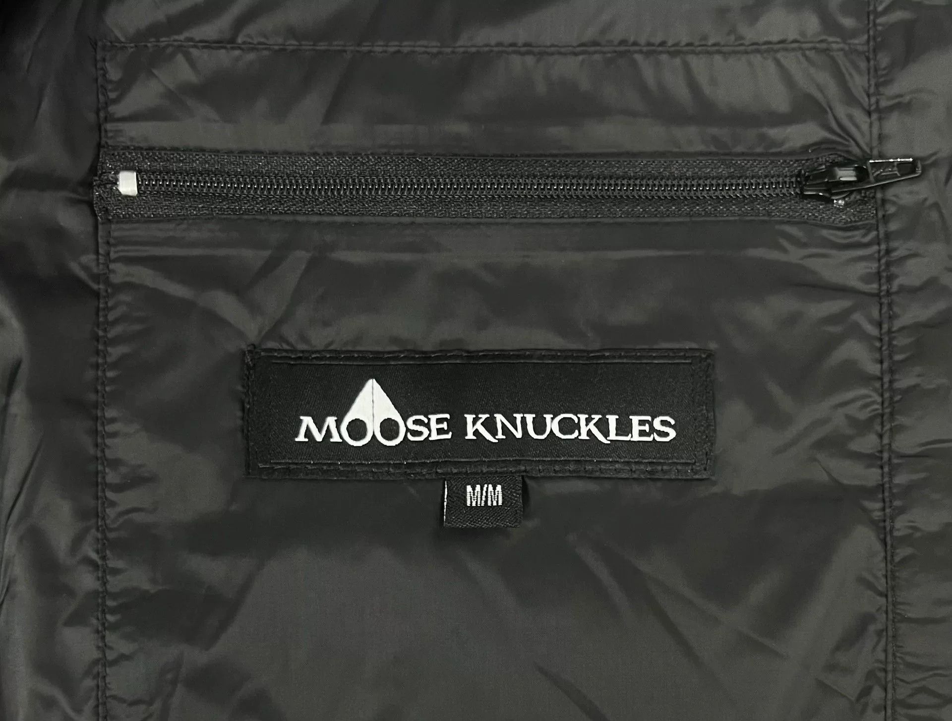 Moose Knuckles Moose Knuckles Red Stripe Black Logo Hooded Puffer Size US M / EU 48-50 / 2 - 4 Thumbnail