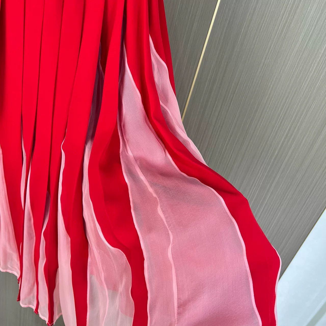 Valentino Valentino Runway Backless Silk Dress Size S / US 4 / IT 40 - 4 Thumbnail