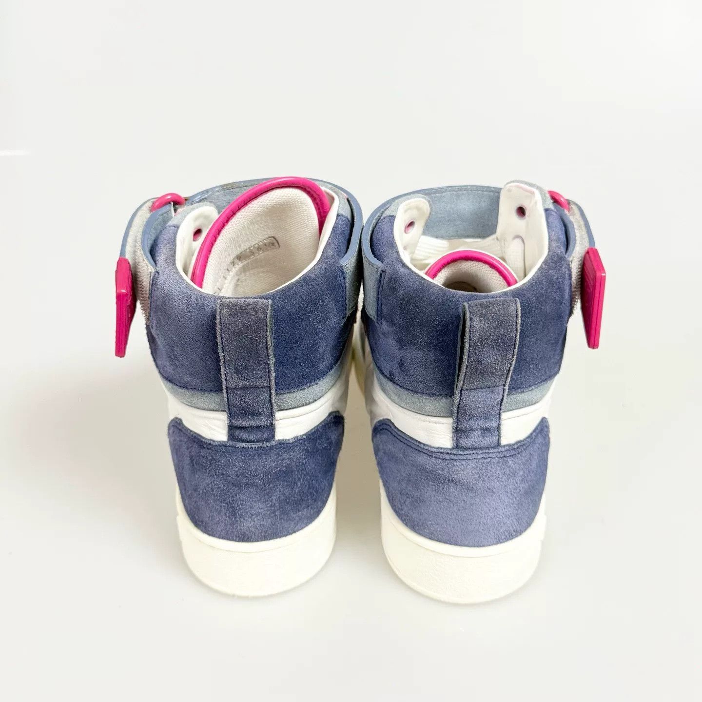 Louis Vuitton Louis Vuitton Blue Pink High Top Sneakers Size US 5.5 / IT 35.5 - 5 Thumbnail