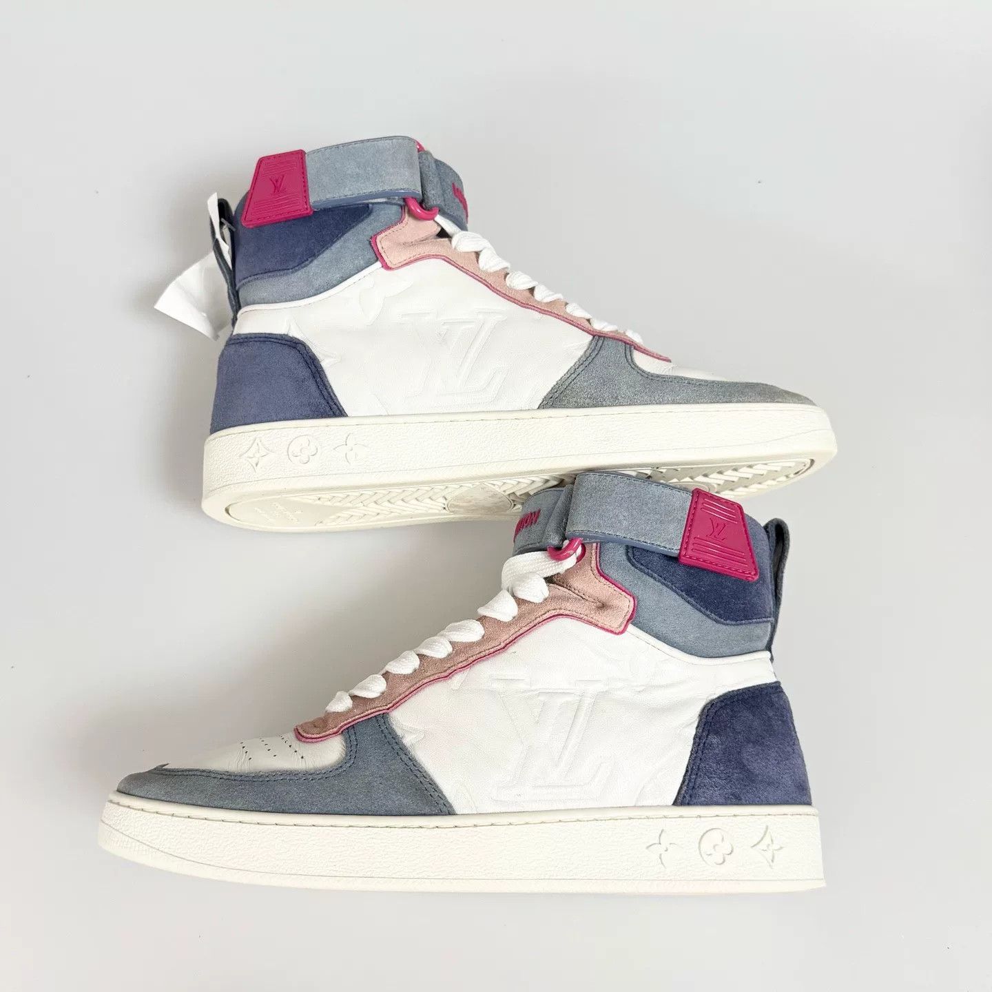 Louis Vuitton Louis Vuitton Blue Pink High Top Sneakers Size US 5.5 / IT 35.5 - 2 Thumbnail