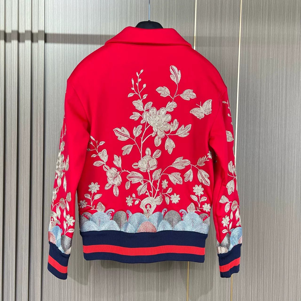 Gucci Gucci Showpiece Heavy Gold Embroidery Jacket Size XS / US 0-2 / IT 36-38 - 7 Thumbnail