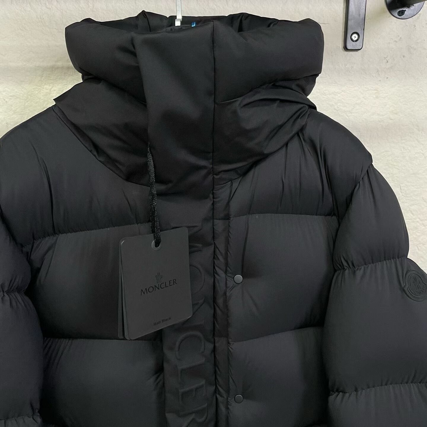 Moncler Moncler Madeira Black Down Jacket Size US XL / EU 56 / 4 - 2 Thumbnail