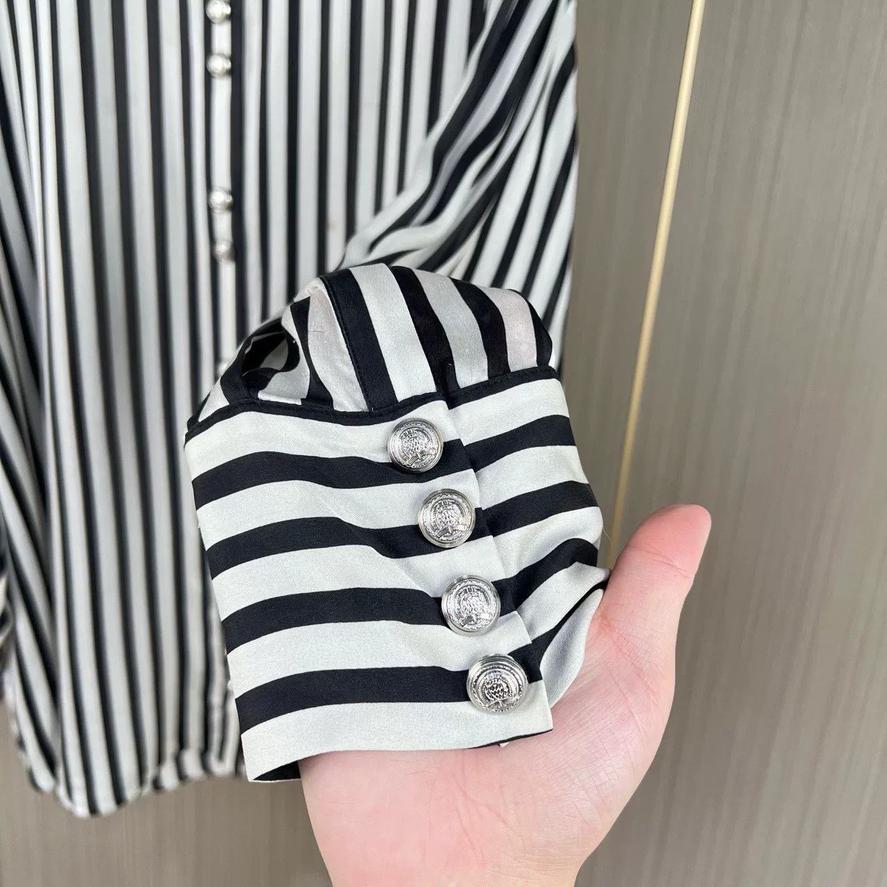 Balmain Balmain Silver Button Silk Striped Shirt Size XXS / US 00 / IT 34 - 4 Thumbnail