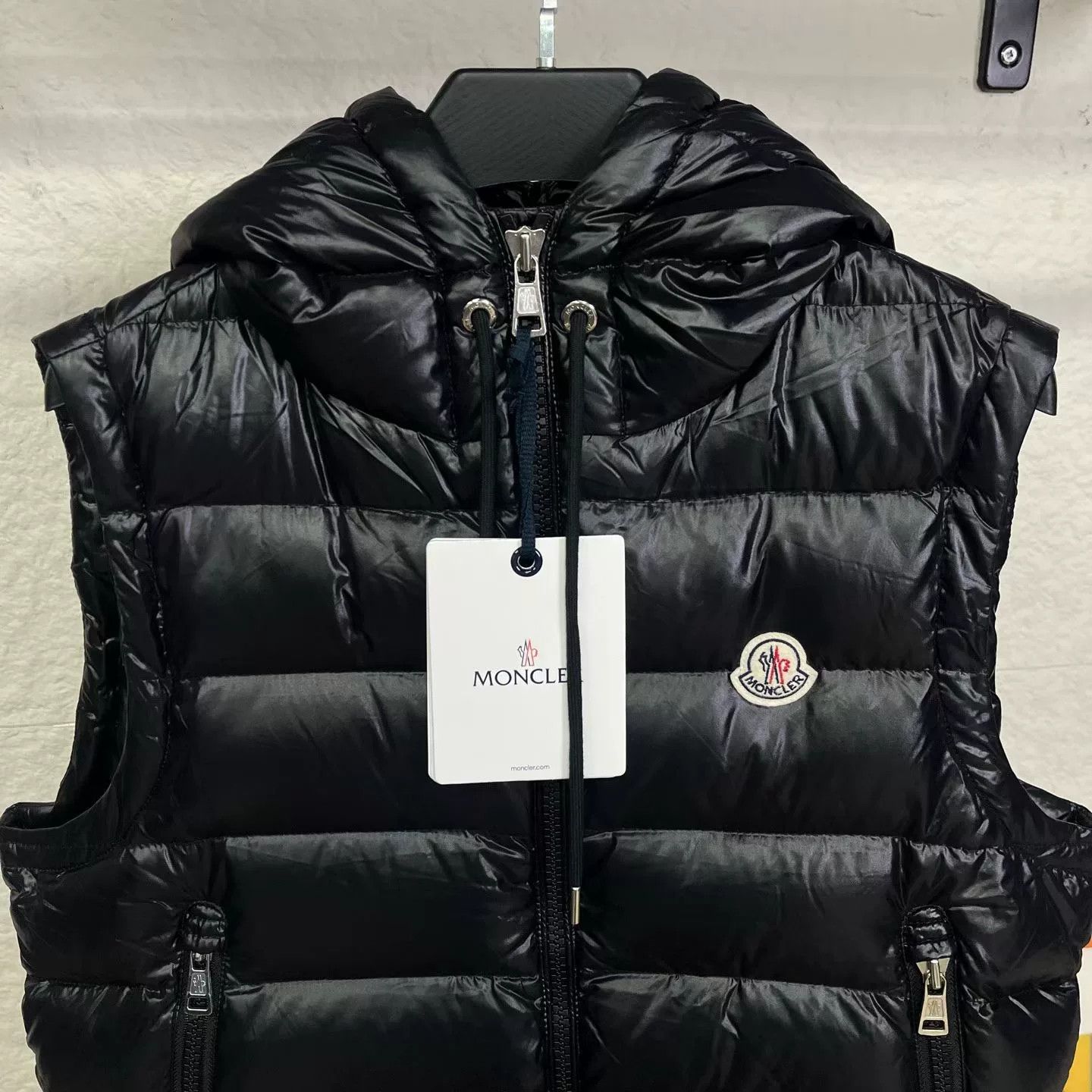 Moncler Moncler Striped Down Vest Size M / US 6-8 / IT 42-44 - 3 Thumbnail