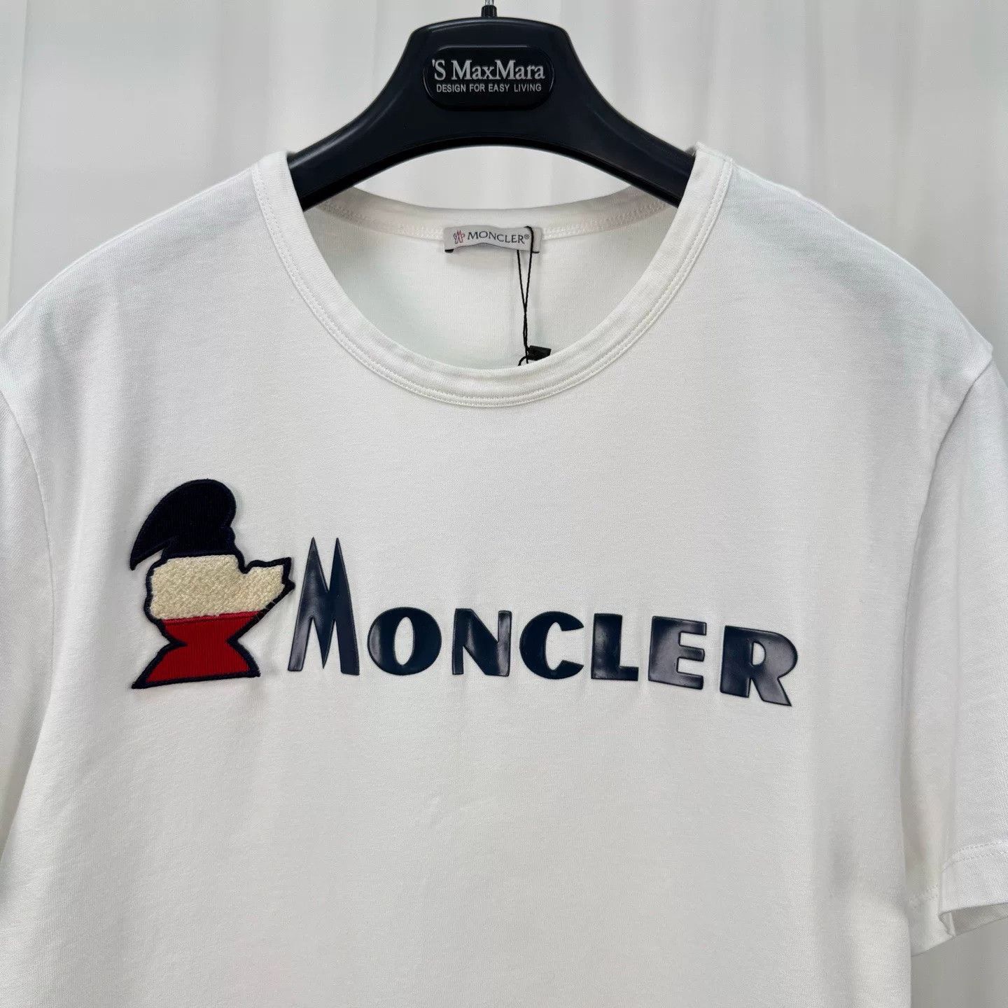 Moncler Moncler Embroidered Printed Letter T-Shirt Size US L / EU 52-54 / 3 - 3 Thumbnail