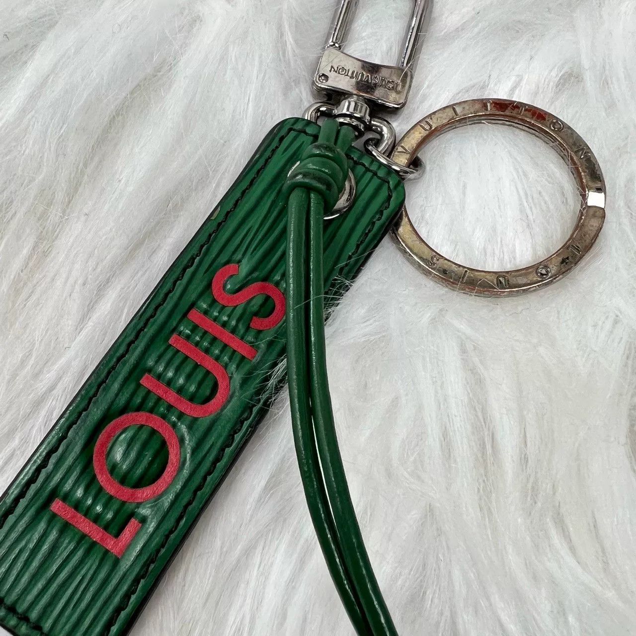 Louis Vuitton Louis Vuitton Leather Letter Keychain Size ONE SIZE - 2 Thumbnail