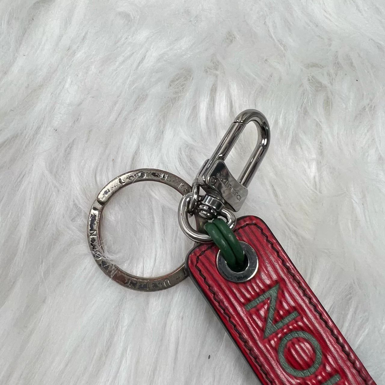 Louis Vuitton Louis Vuitton Leather Letter Keychain Size ONE SIZE - 6 Thumbnail