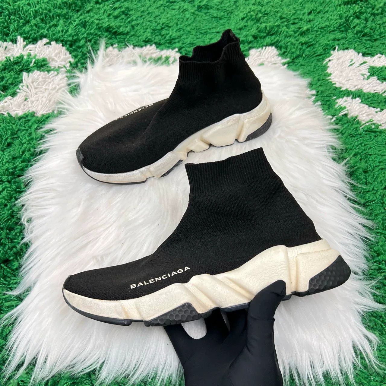Balenciaga Balenciaga Letter Knit Sock Shoes Size US 6 / IT 36 - 2 Thumbnail