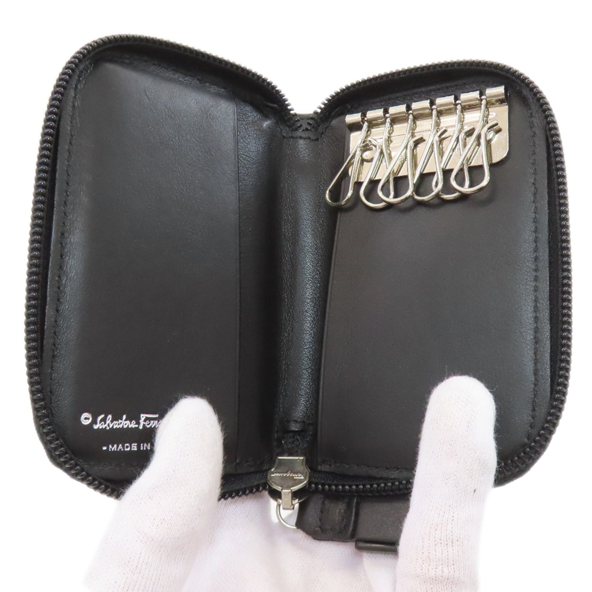 Salvatore Ferragamo Salvatore Ferragamo Logo Key Case, Calfskin, Women's Size ONE SIZE - 4 Thumbnail