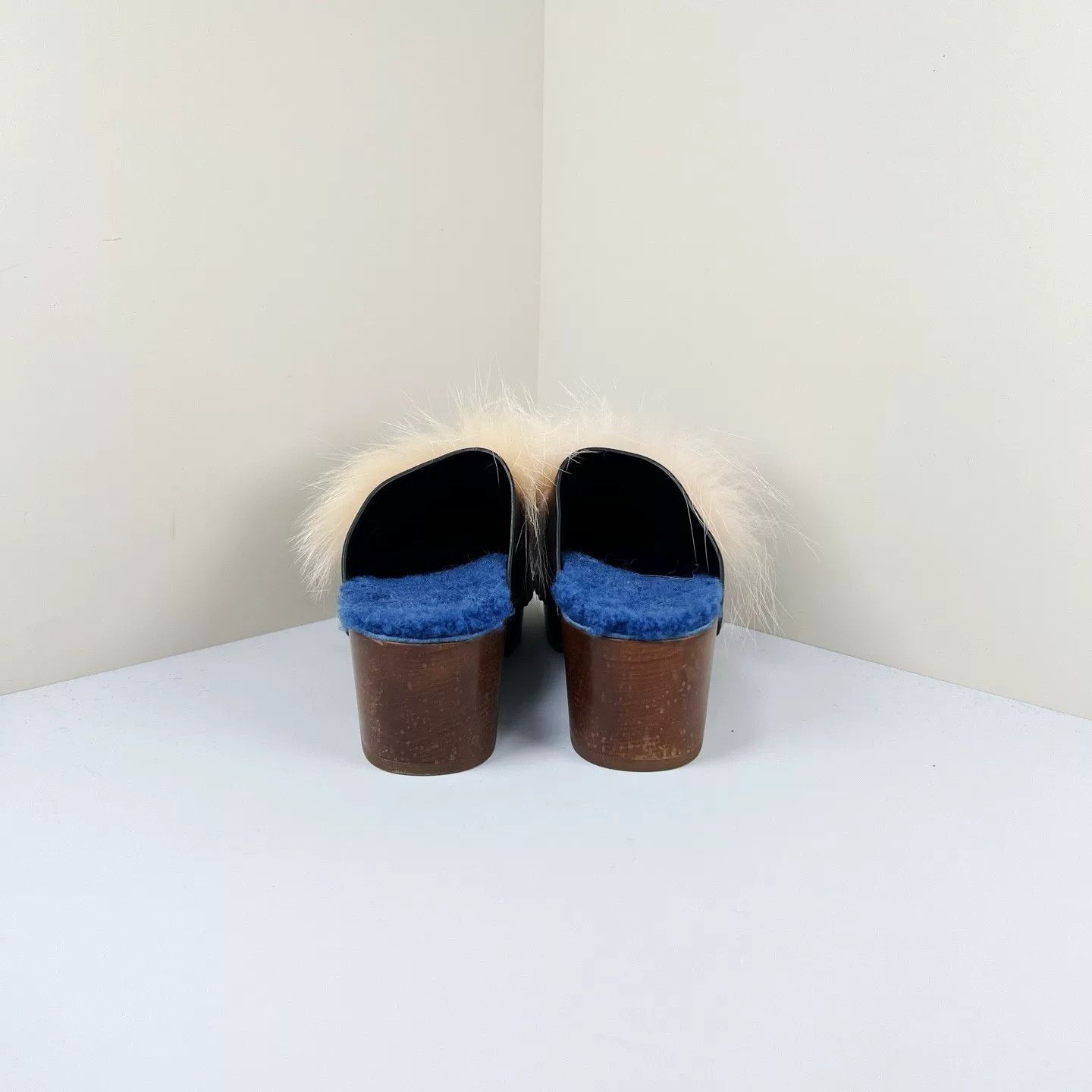Fendi Fendi Monster Fur Slippers Size US 5 / IT 35 - 3 Thumbnail