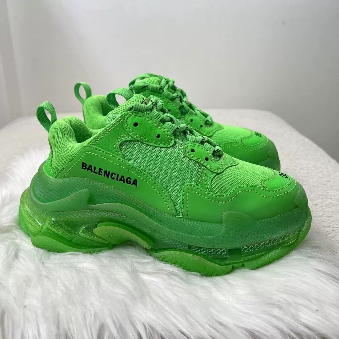 Balenciaga Balenciaga Green Triple S Sneakers Size US 4 / IT 34 - 4 Thumbnail
