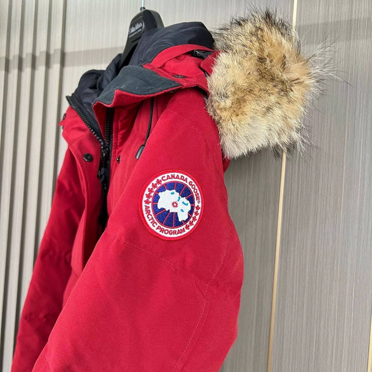 Canada Goose Canada Goose Embroidered Logo Down Jacket Size XS / US 0-2 / IT 36-38 - 3 Thumbnail