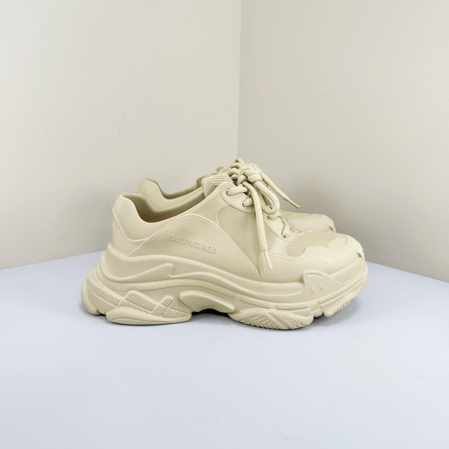 Balenciaga Balenciaga 25SS Rubber Triples Sneakers Size US 5 / IT 35 - 4 Thumbnail