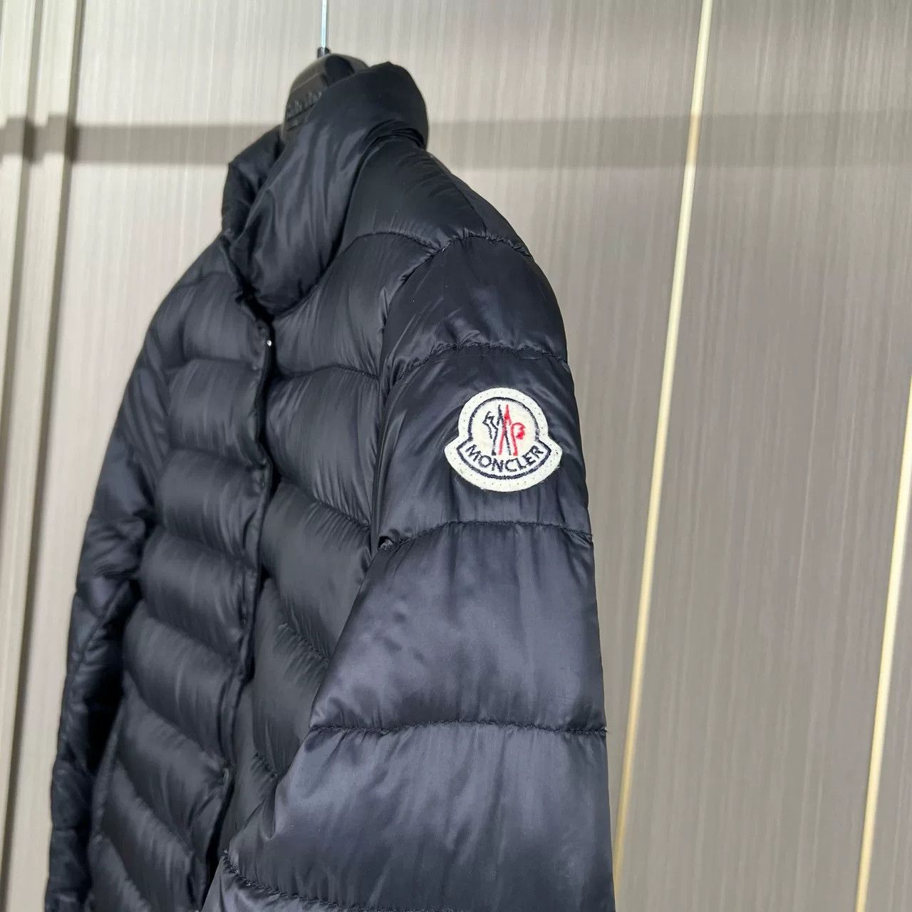 Moncler Moncler Embroidered Logo Fake Two-Piece Down Jacket Size XS / US 0-2 / IT 36-38 - 3 Thumbnail