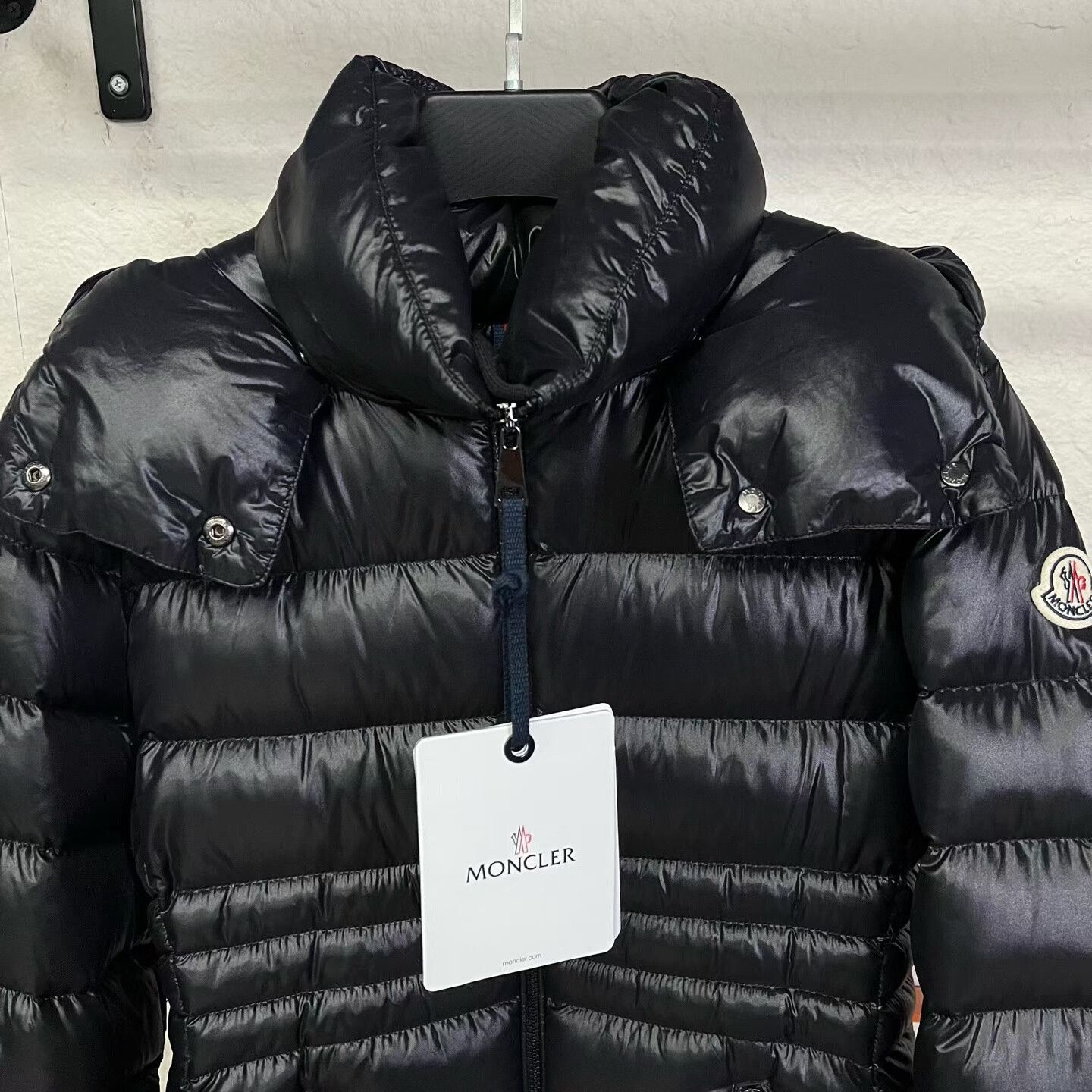 Moncler Moncler Bouchet Black Shiny Waist Down Jacket Size S / US 4 / IT 40 - 3 Thumbnail