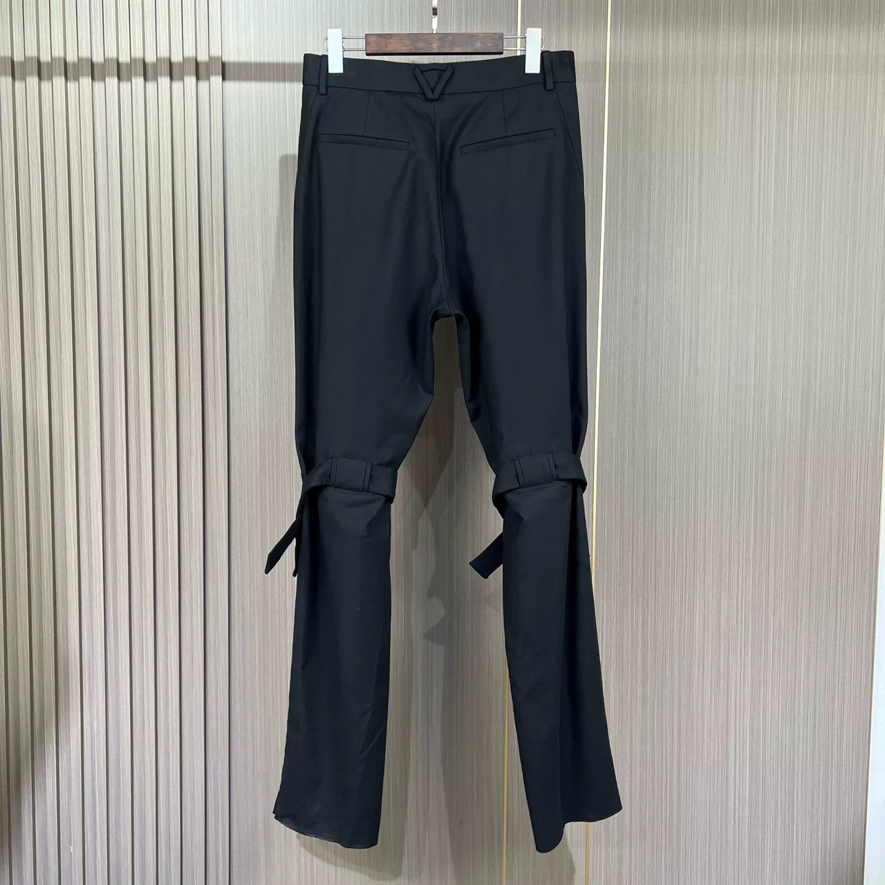 Bottega Veneta Bottega Veneta Cross-Strap Casual Pants Size US 30 / EU 46 - 2 Thumbnail
