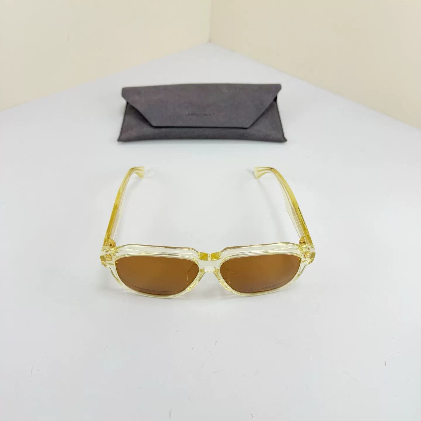 Bottega Veneta Bottega Veneta Gold Letter Sunglasses Size ONE SIZE - 4 Thumbnail
