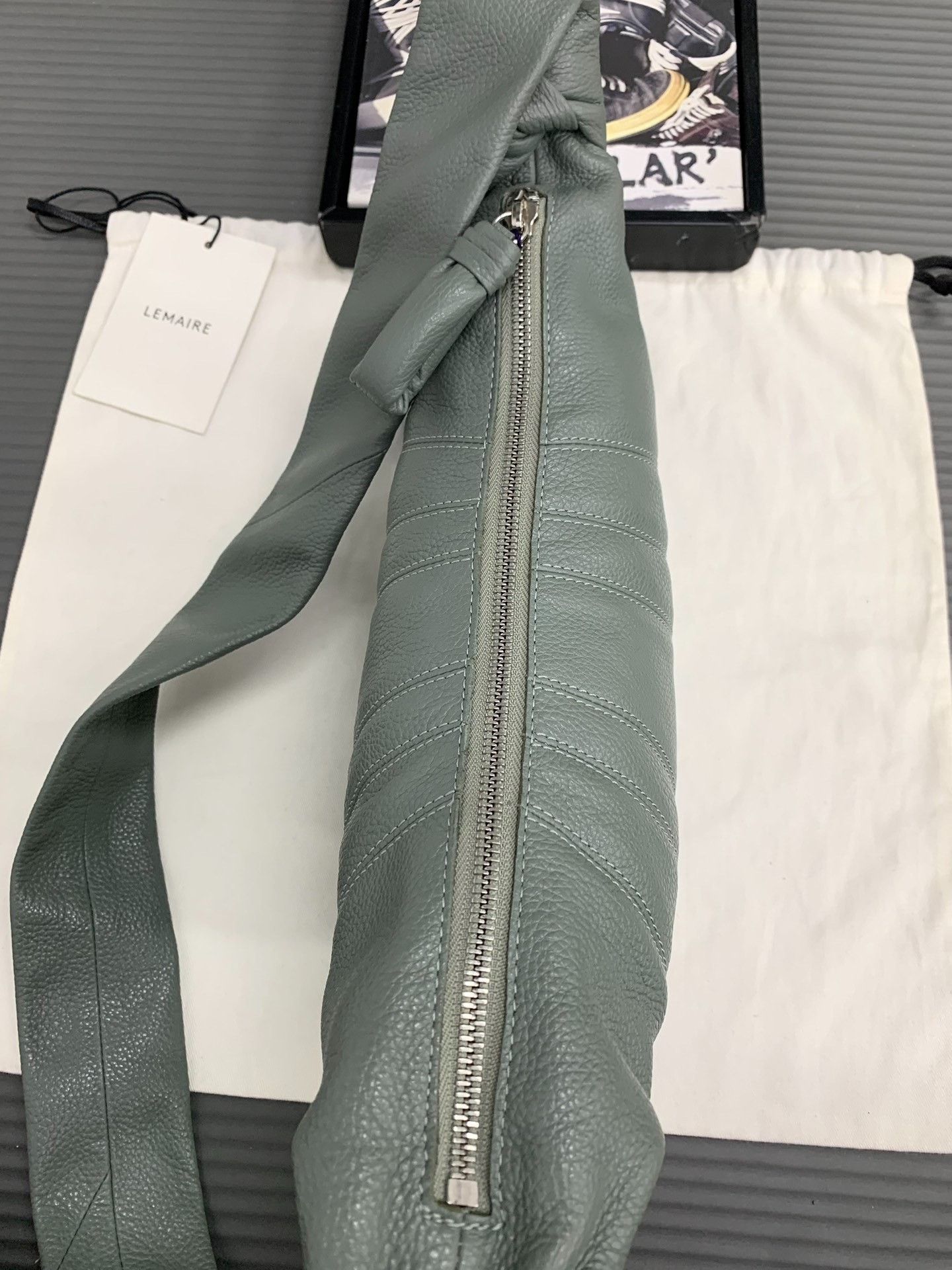 Lemaire Lemaire Small Clay Green Croissant Bag Size ONE SIZE - 5 Thumbnail
