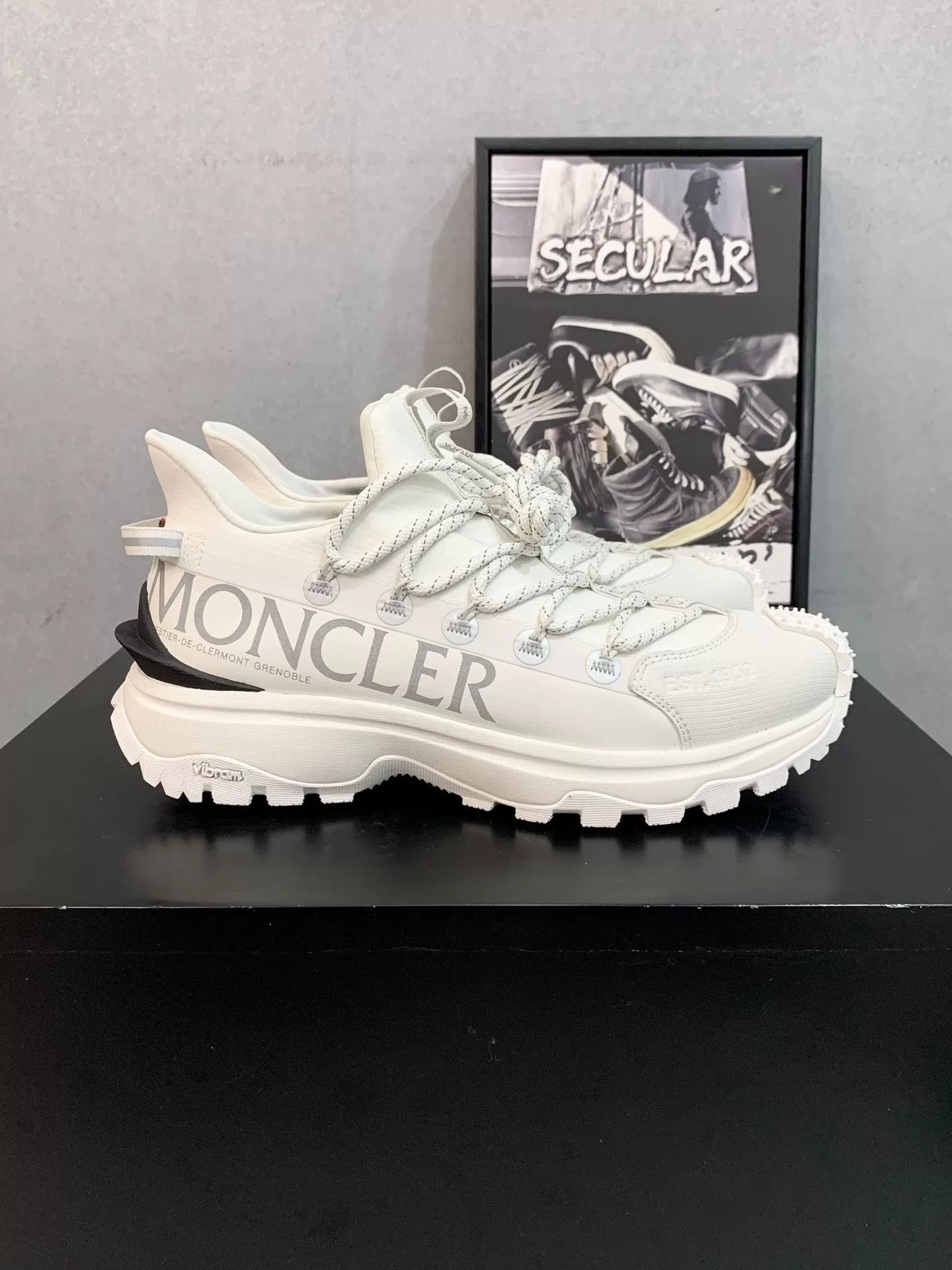 Moncler Moncler Trailgrip Lite 2 Sneakers Size US 7 / EU 40 - 4 Thumbnail