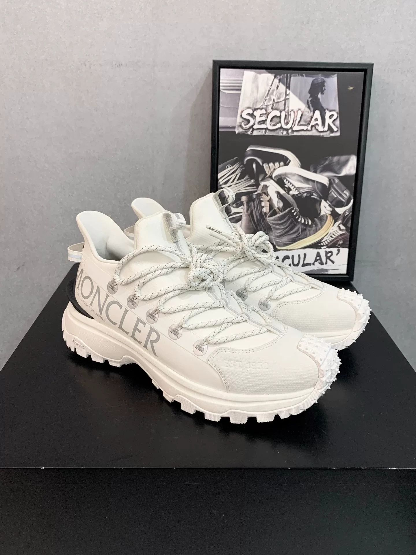 Moncler Moncler Trailgrip Lite 2 Sneakers Size US 7 / EU 40 - 3 Thumbnail