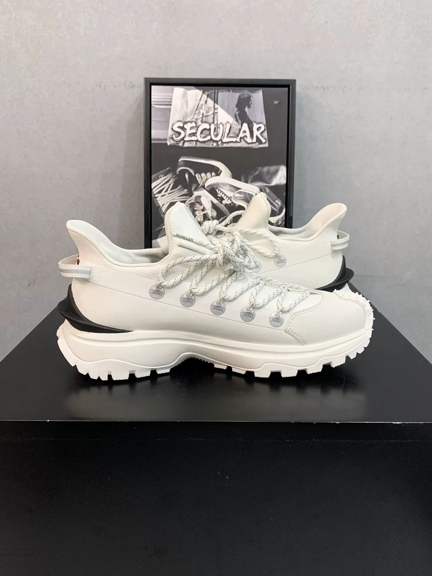 Moncler Moncler Trailgrip Lite 2 Sneakers Size US 7 / EU 40 - 5 Thumbnail