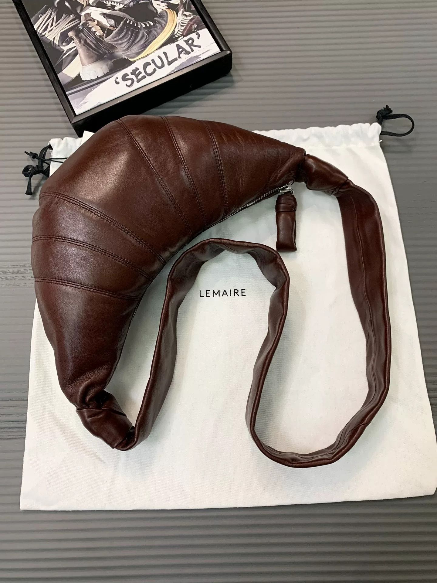 Lemaire Lemaire Small Croissant Crossbody Bag Size ONE SIZE - 4 Thumbnail