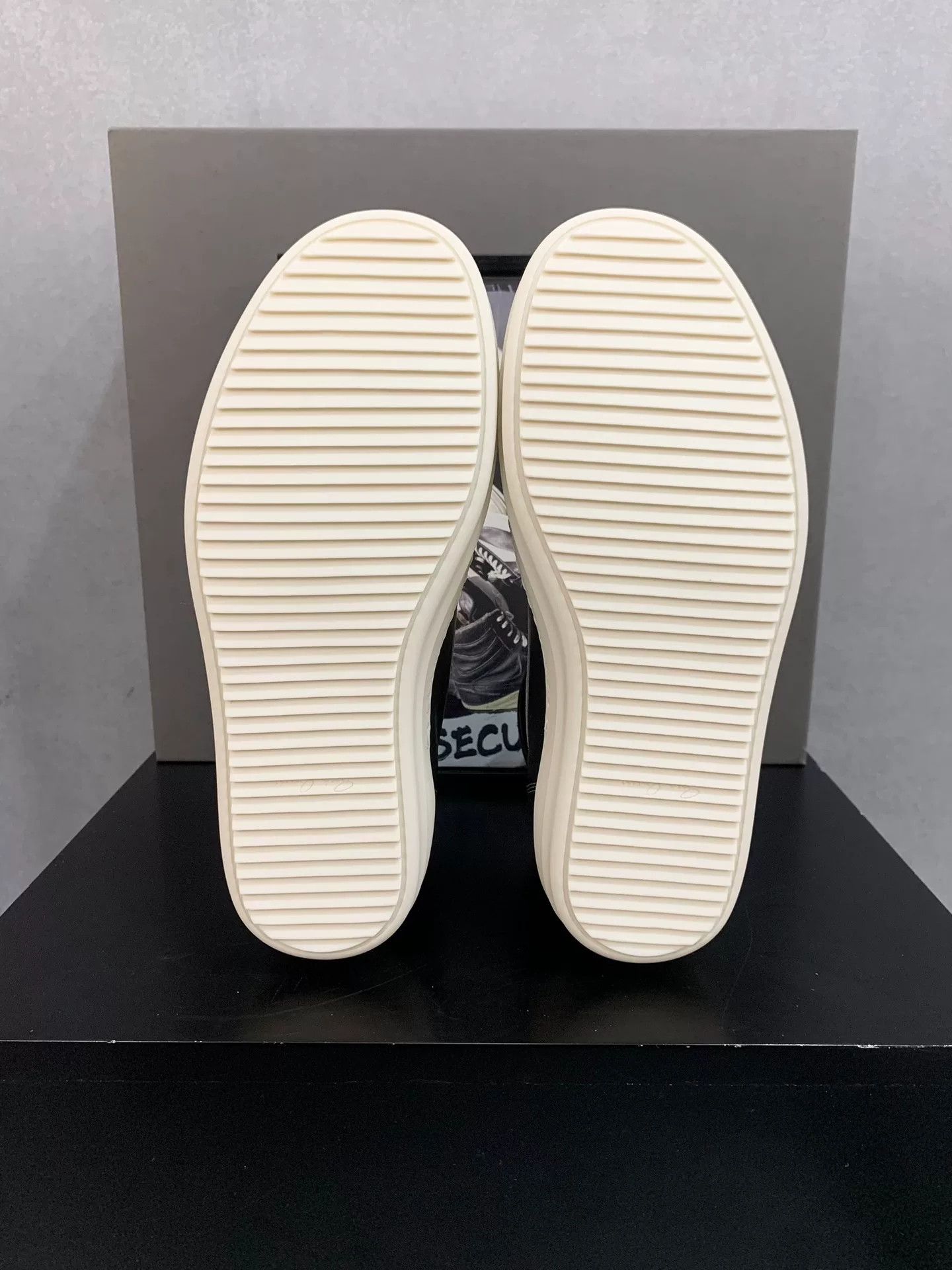 Rick Owens Rick Owens High-Top Leather Sneakers Size US 6 / EU 39 - 8 Thumbnail